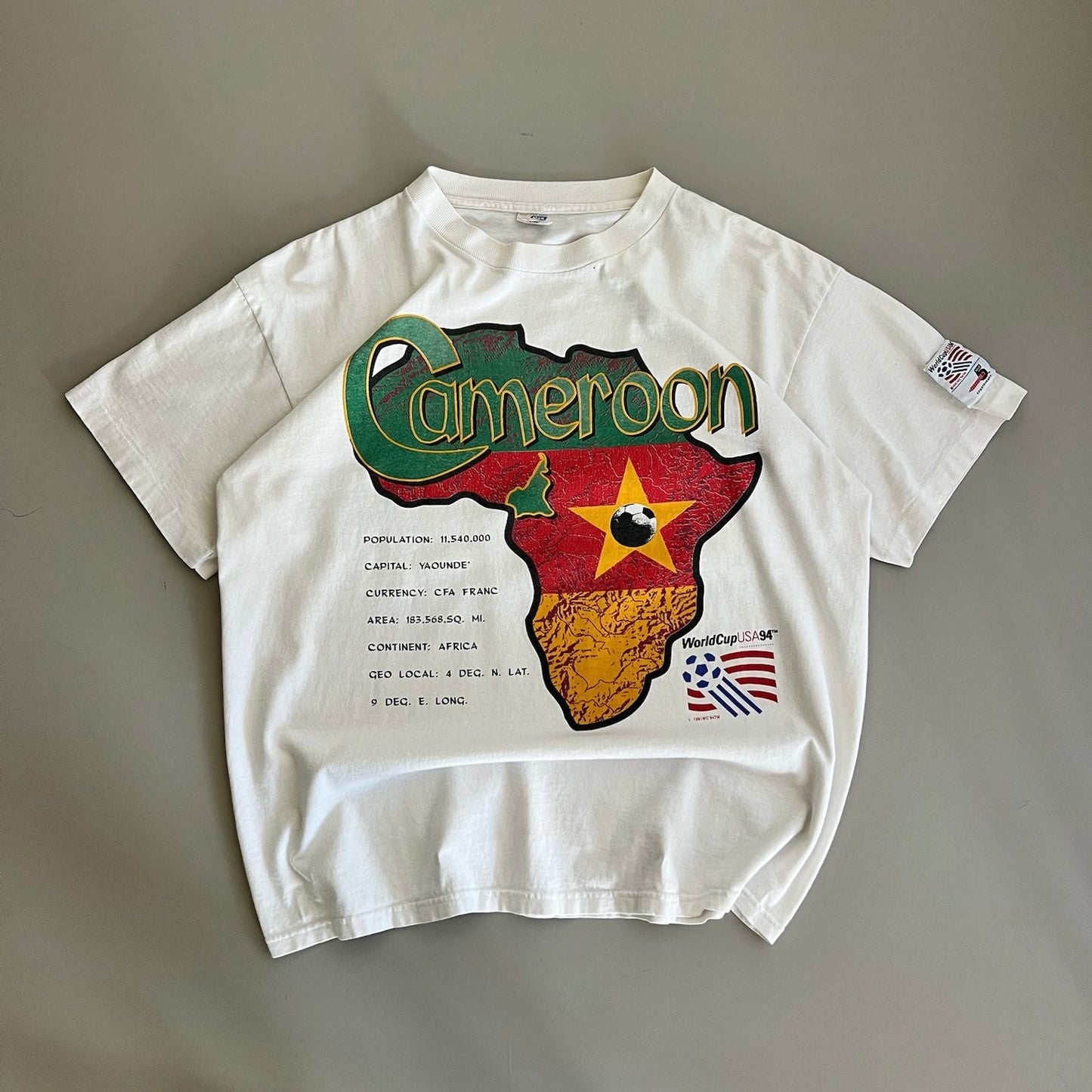 Large 1994 Cameroon World Cup T-shirt