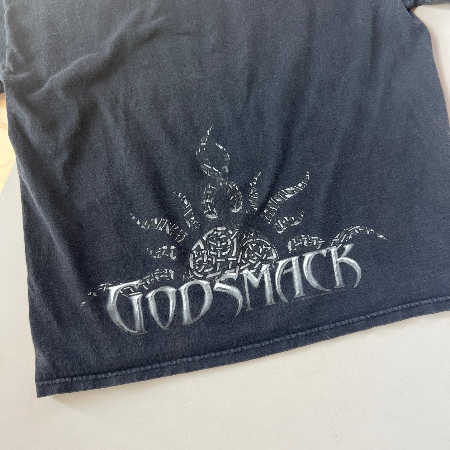 Large 2002 Godsmack T-shirt