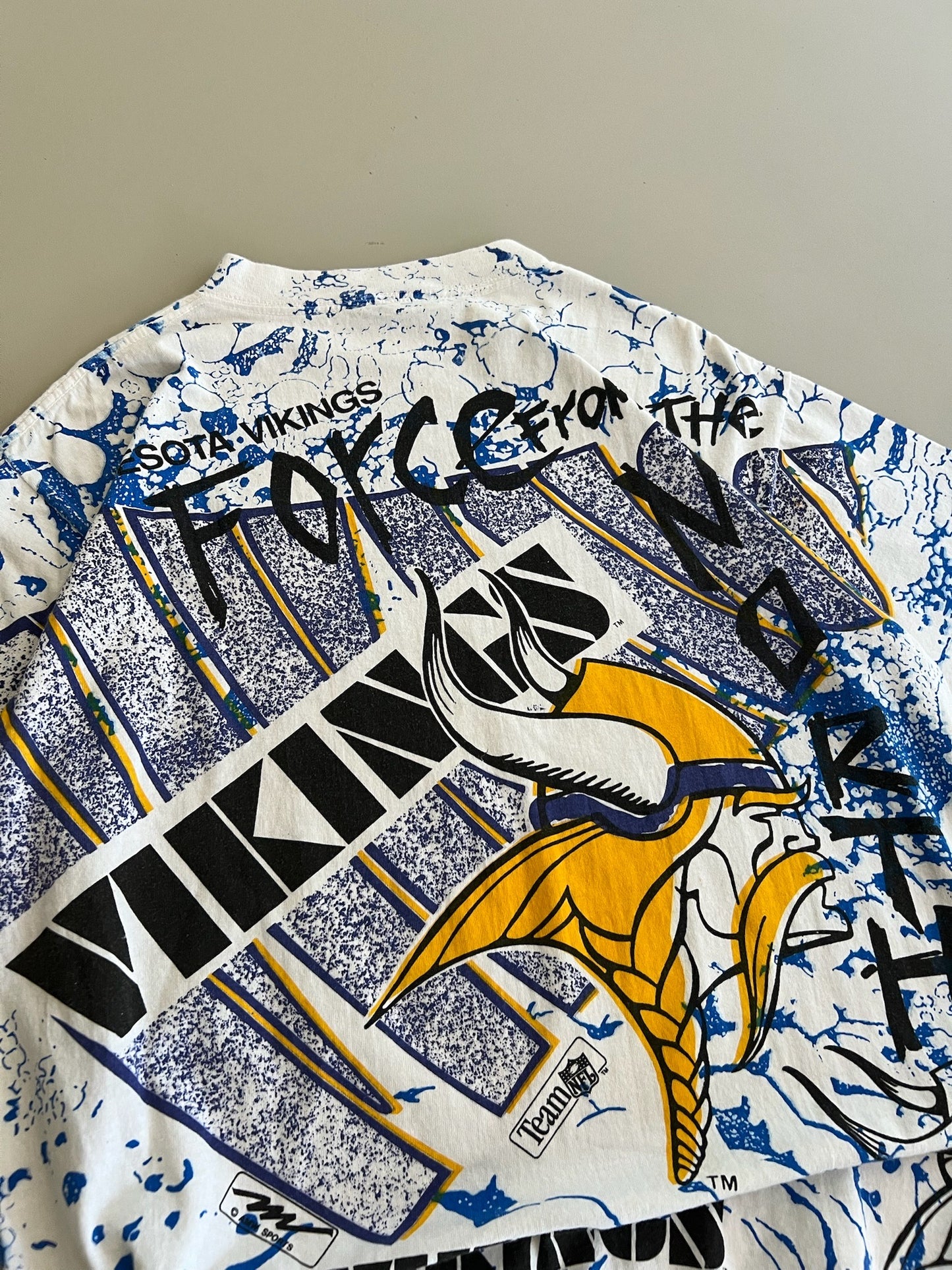 Large 90s Minnesota Vikings AOP T-shirt