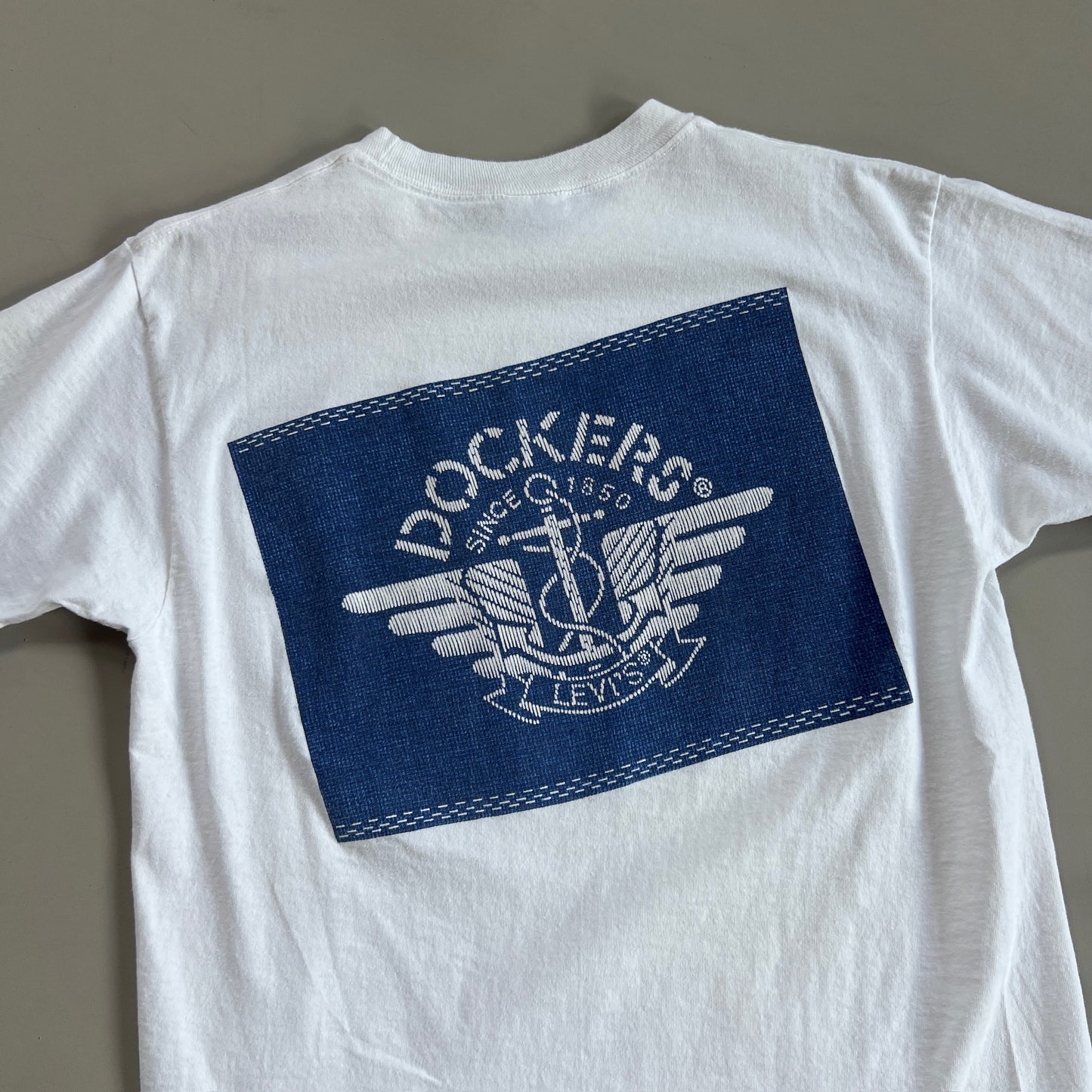 Large 1990s Dockers x Levi's T-shirt