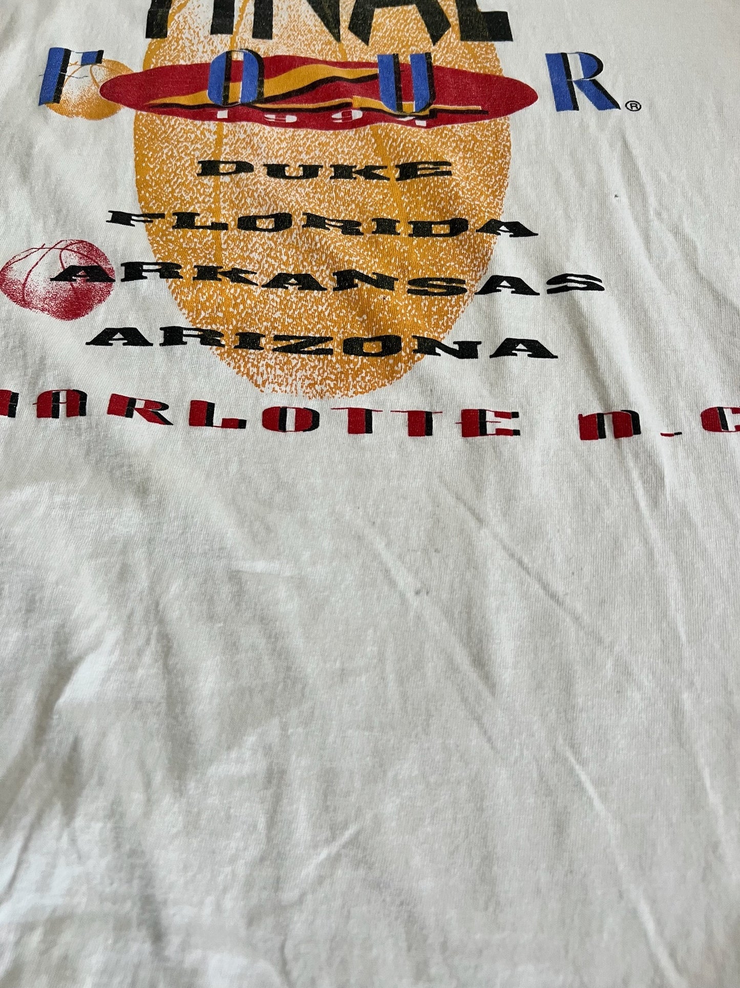 Large 1994 Nike Final Four Charlotte T-shirt