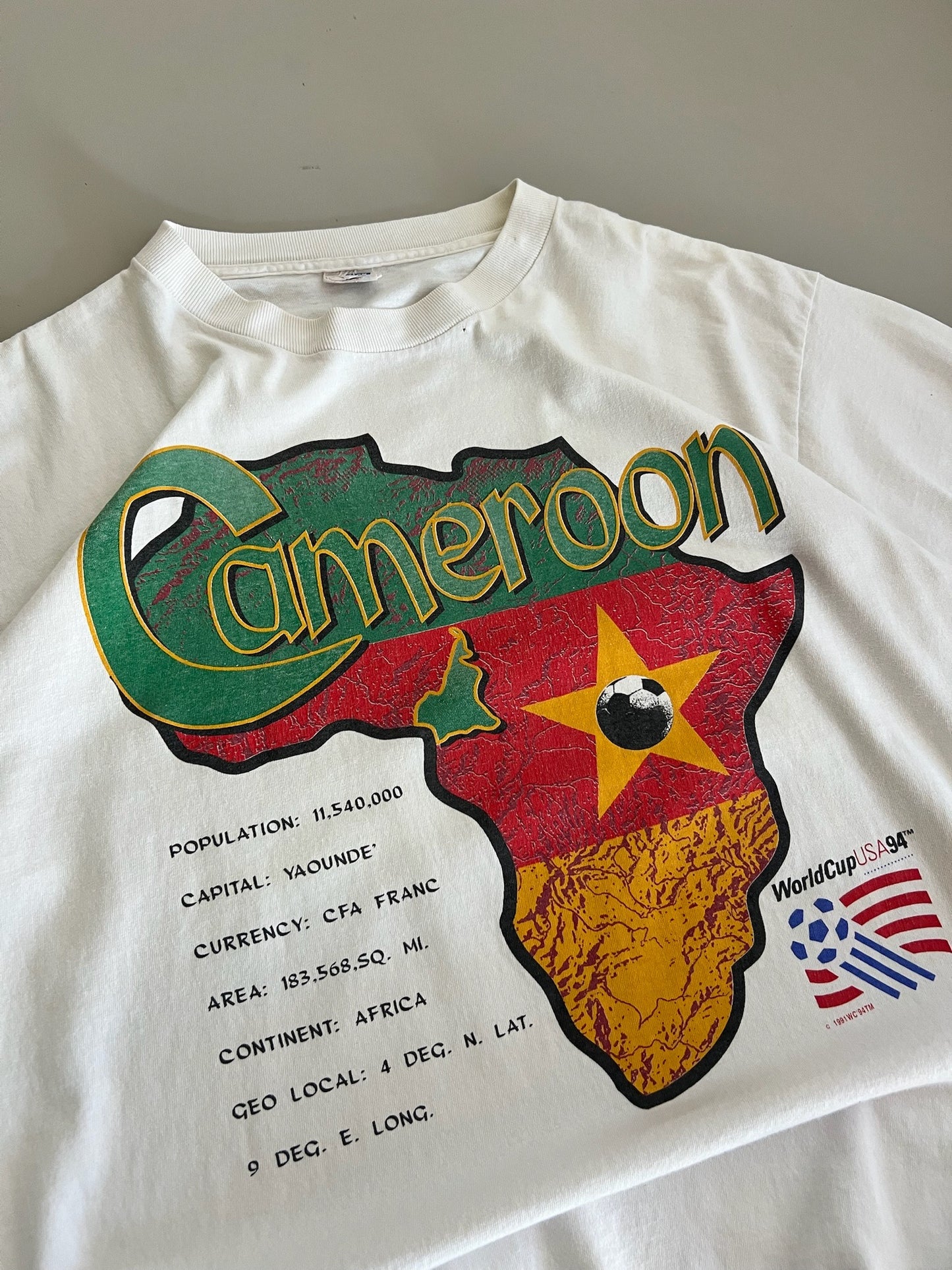 Large 1994 Cameroon World Cup T-shirt