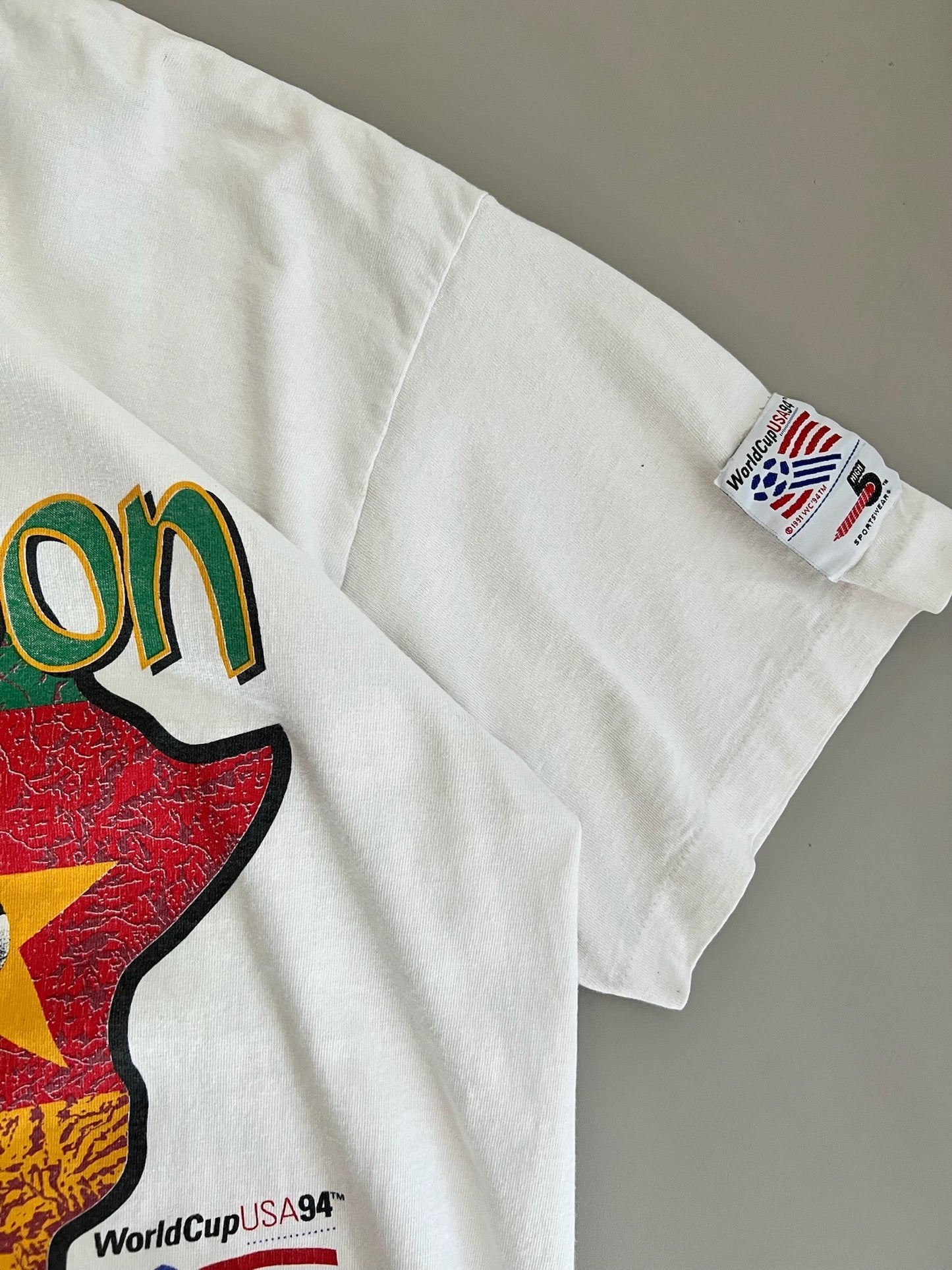 Large 1994 Cameroon World Cup T-shirt