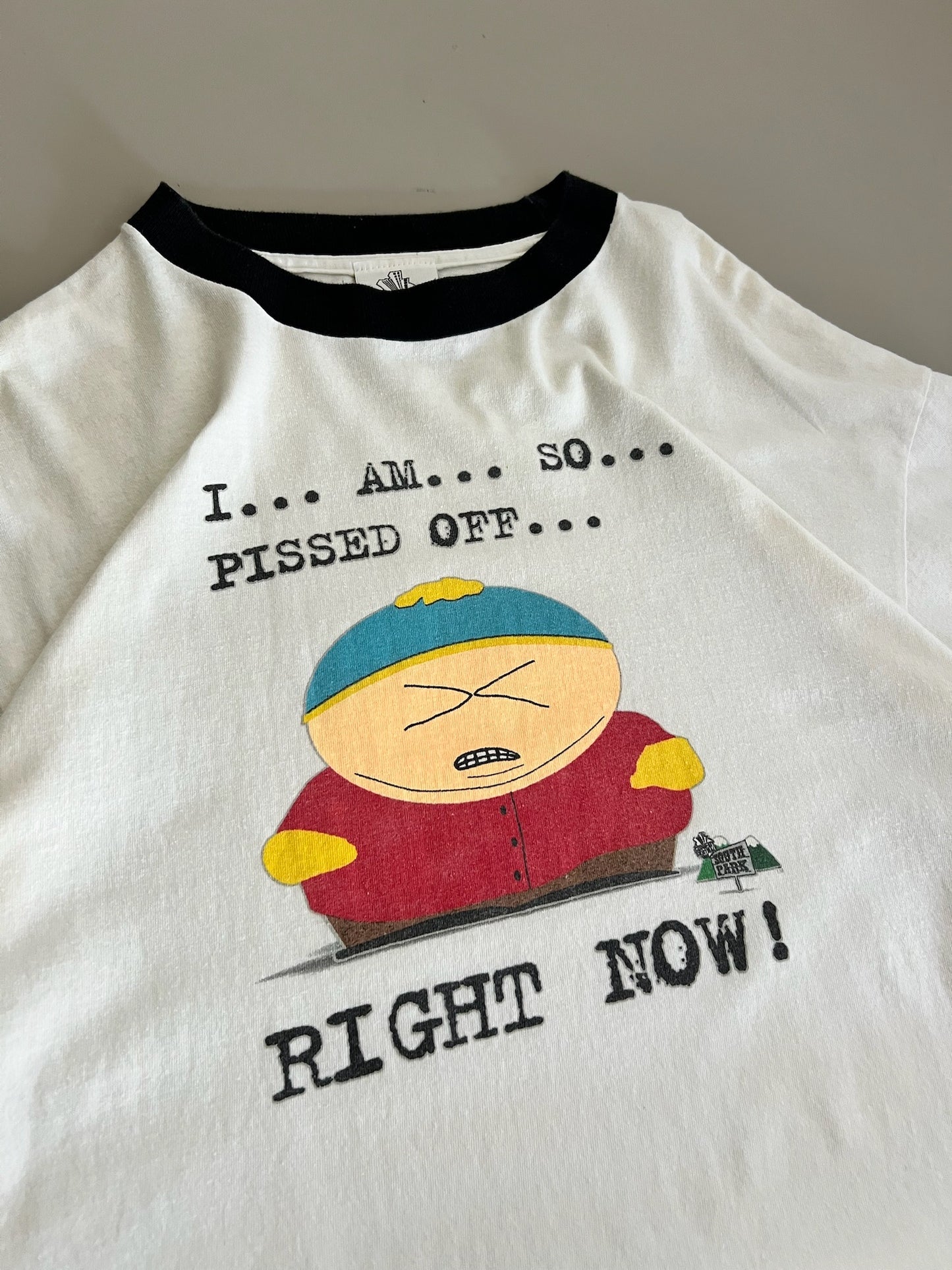 Large 2004 South Park Cartman T-shirt