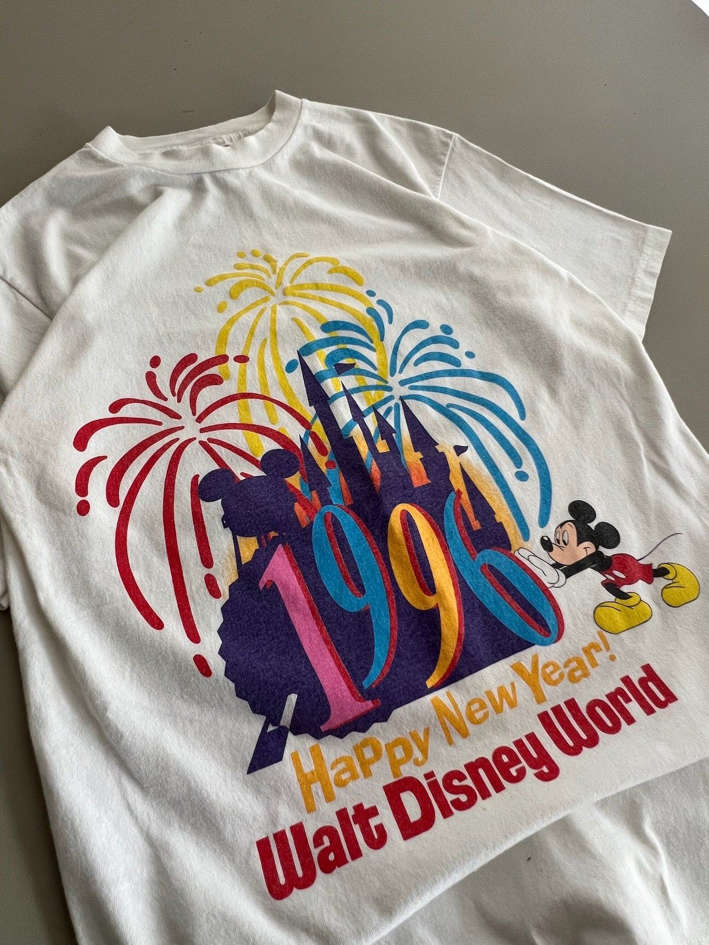 Medium 1996 Walt Disney World T-shirt
