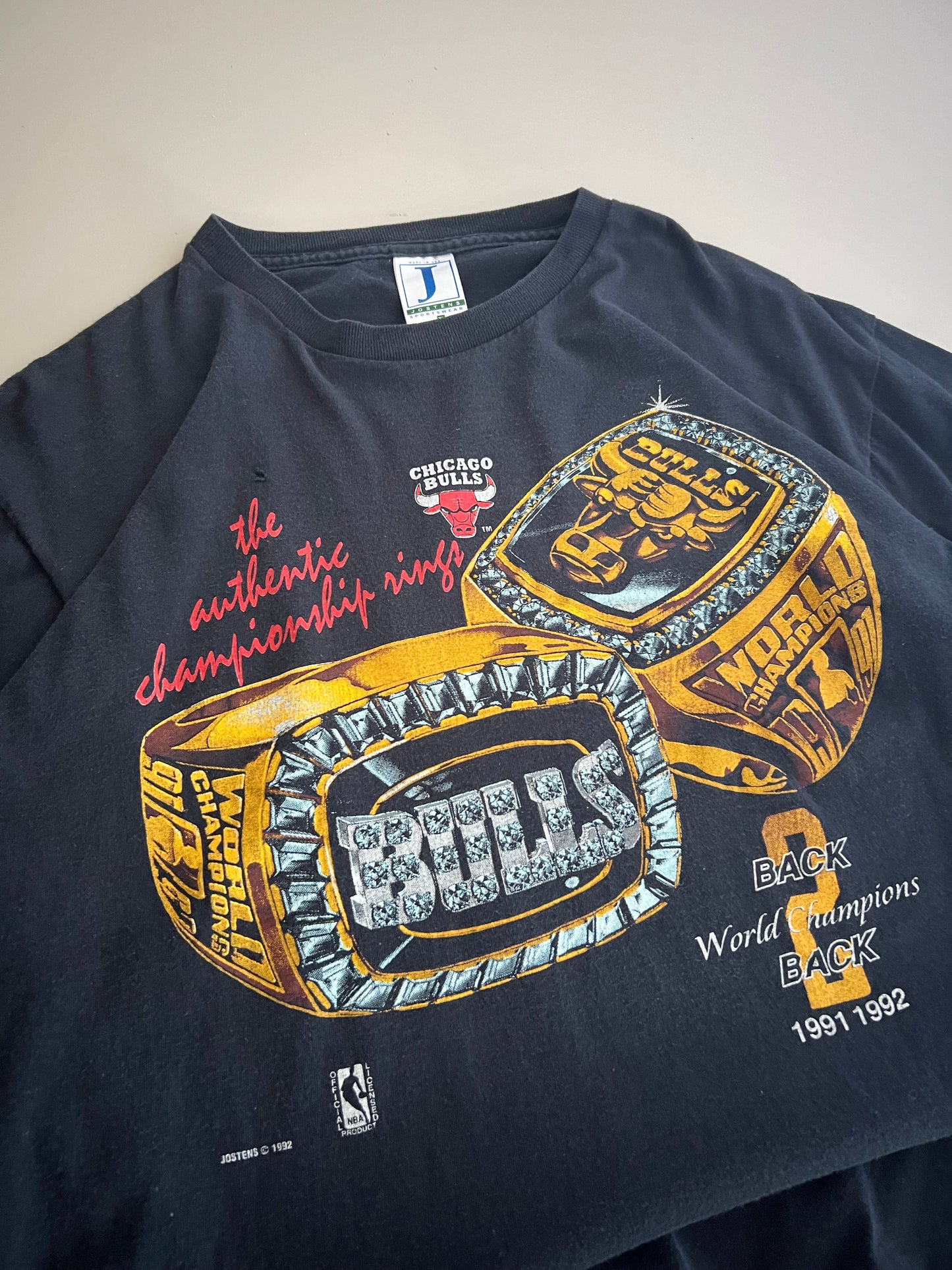XL 1992 Chicago Bulls Championship Ring T-shirt