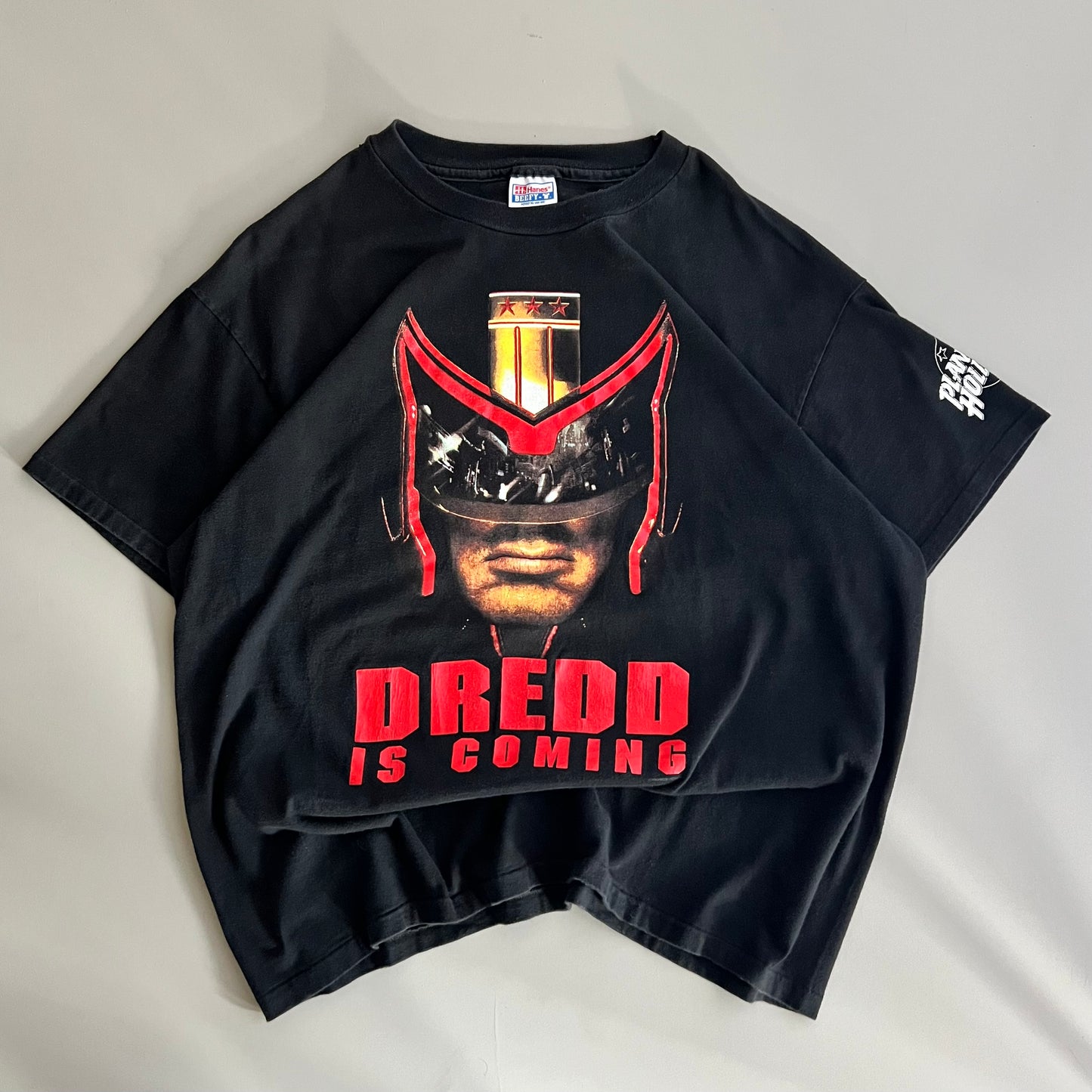 XL 90s Dredd is Coming Planet Hollywood T-shirt