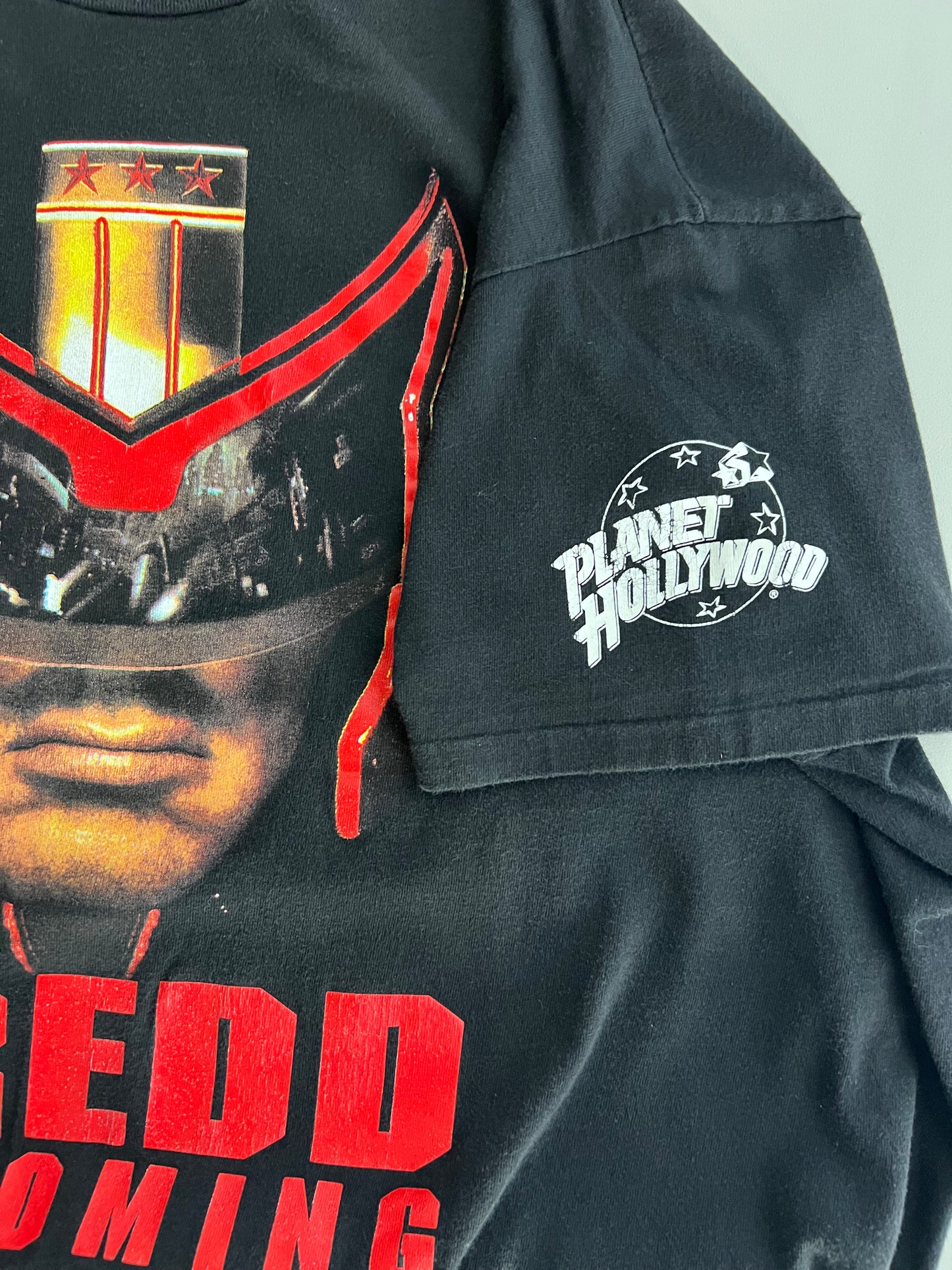 XL 90s Dredd is Coming Planet Hollywood T-shirt
