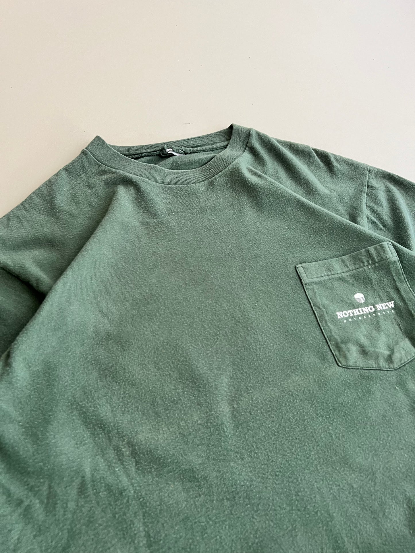 Large 90s Forest Green Squirrel Shop Merch