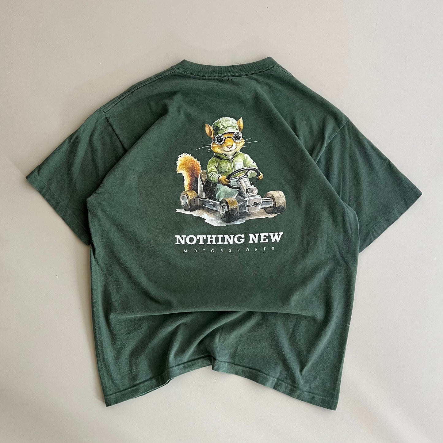 Large 90s Forest Green Squirrel Shop Merch