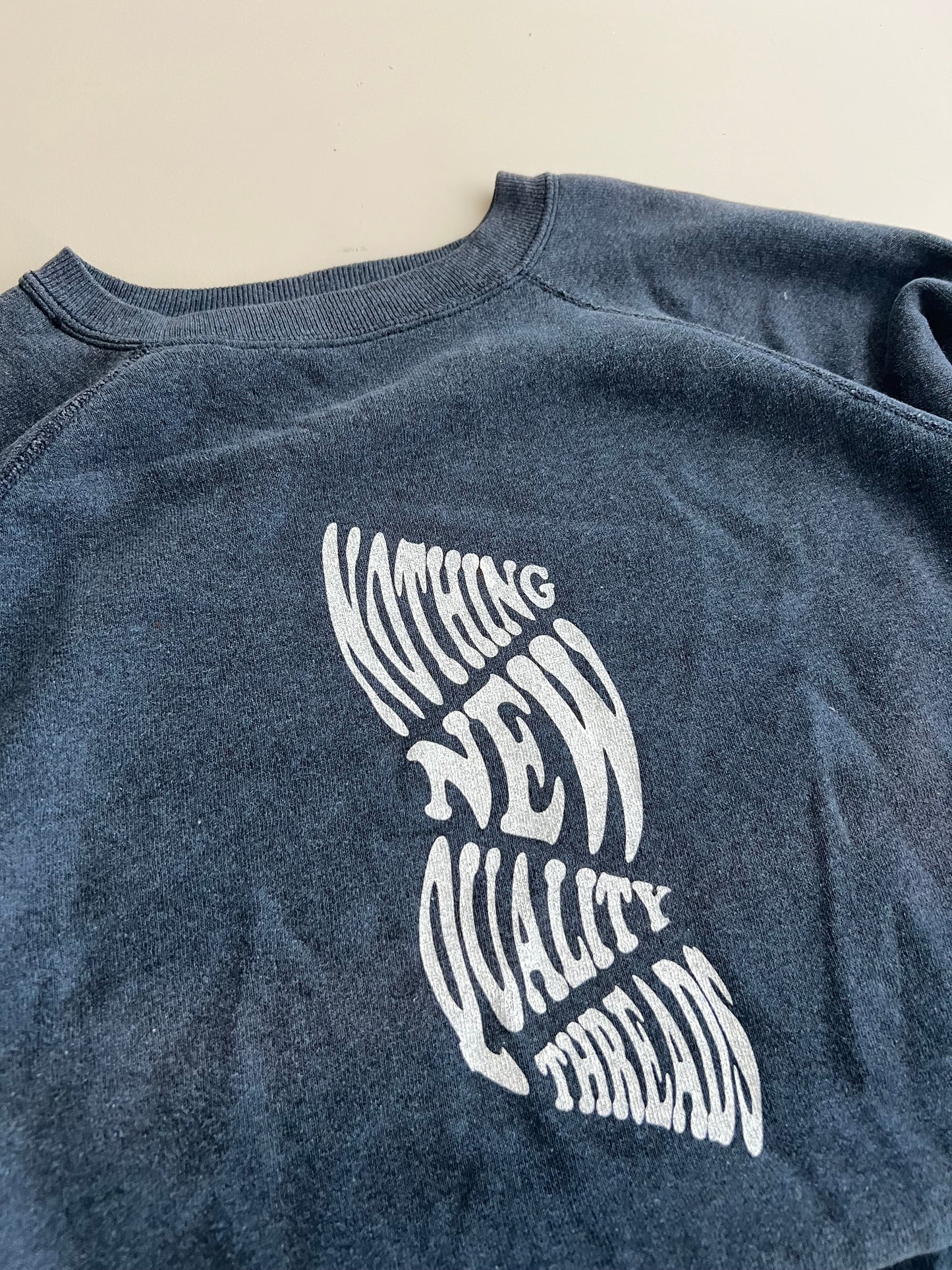 Large 90s Navy Quality Threads Shop Merch Sweatshirt