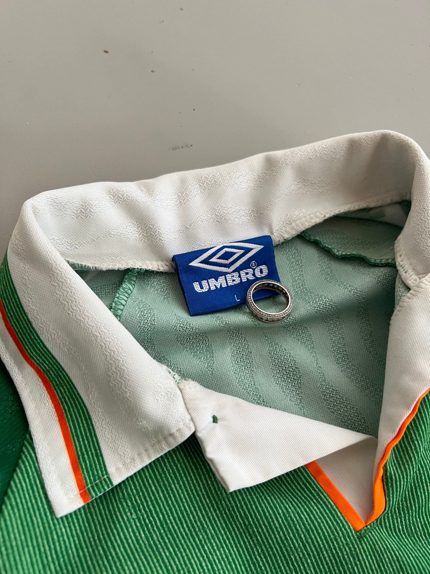 Large 1995 Ireland National Team Umbro Kit