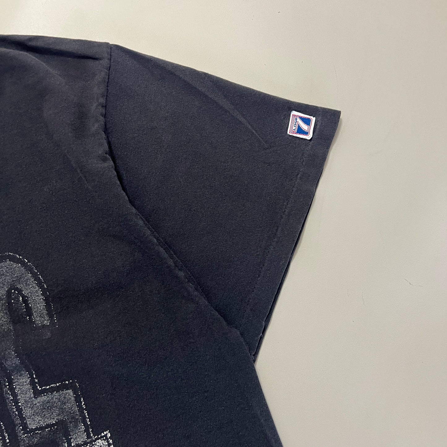 Large 90s Faded San Antonio Spurs Logo 7 T-shirt