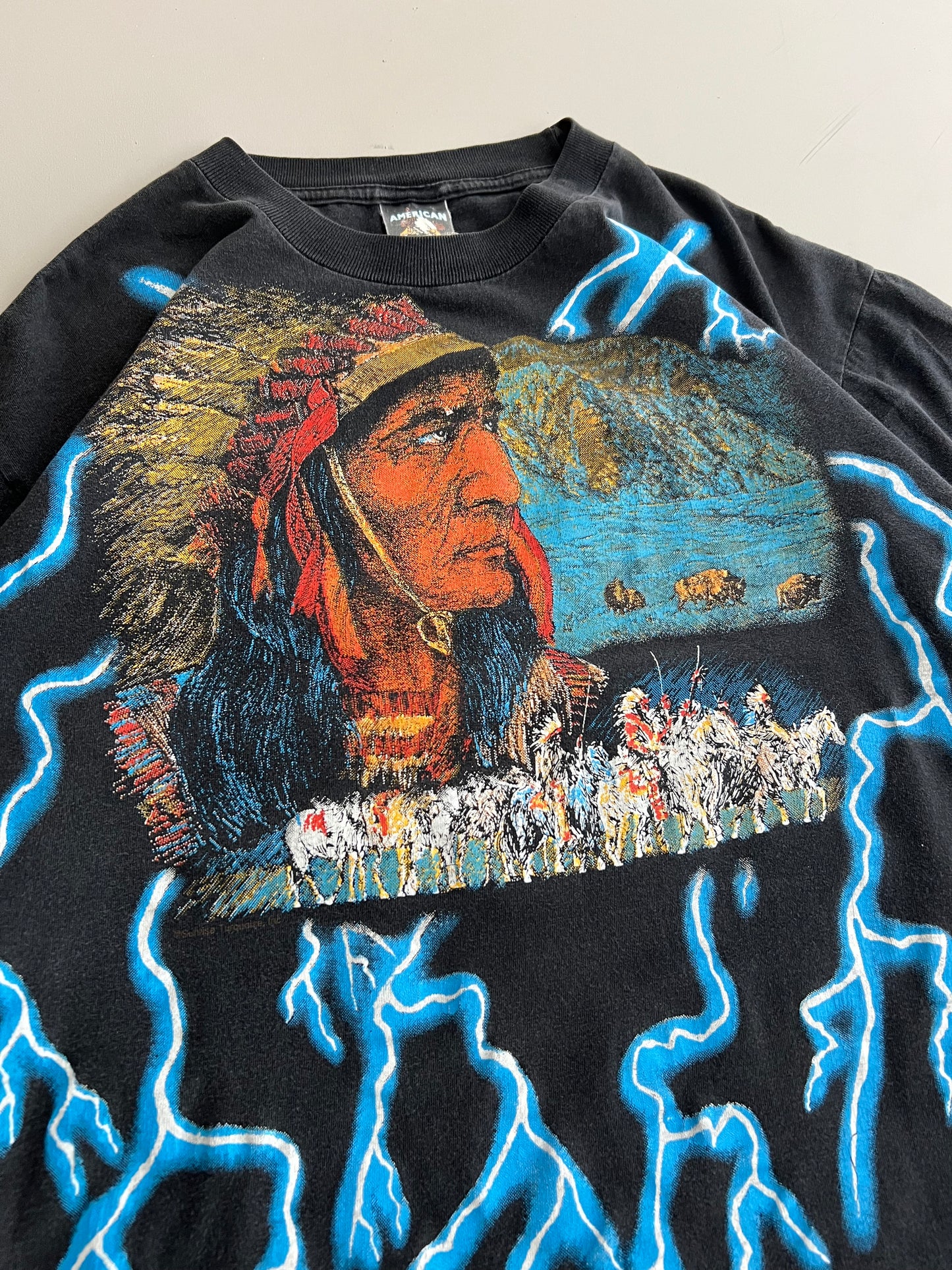 XL 90s American Thunder Tribal T-shirt