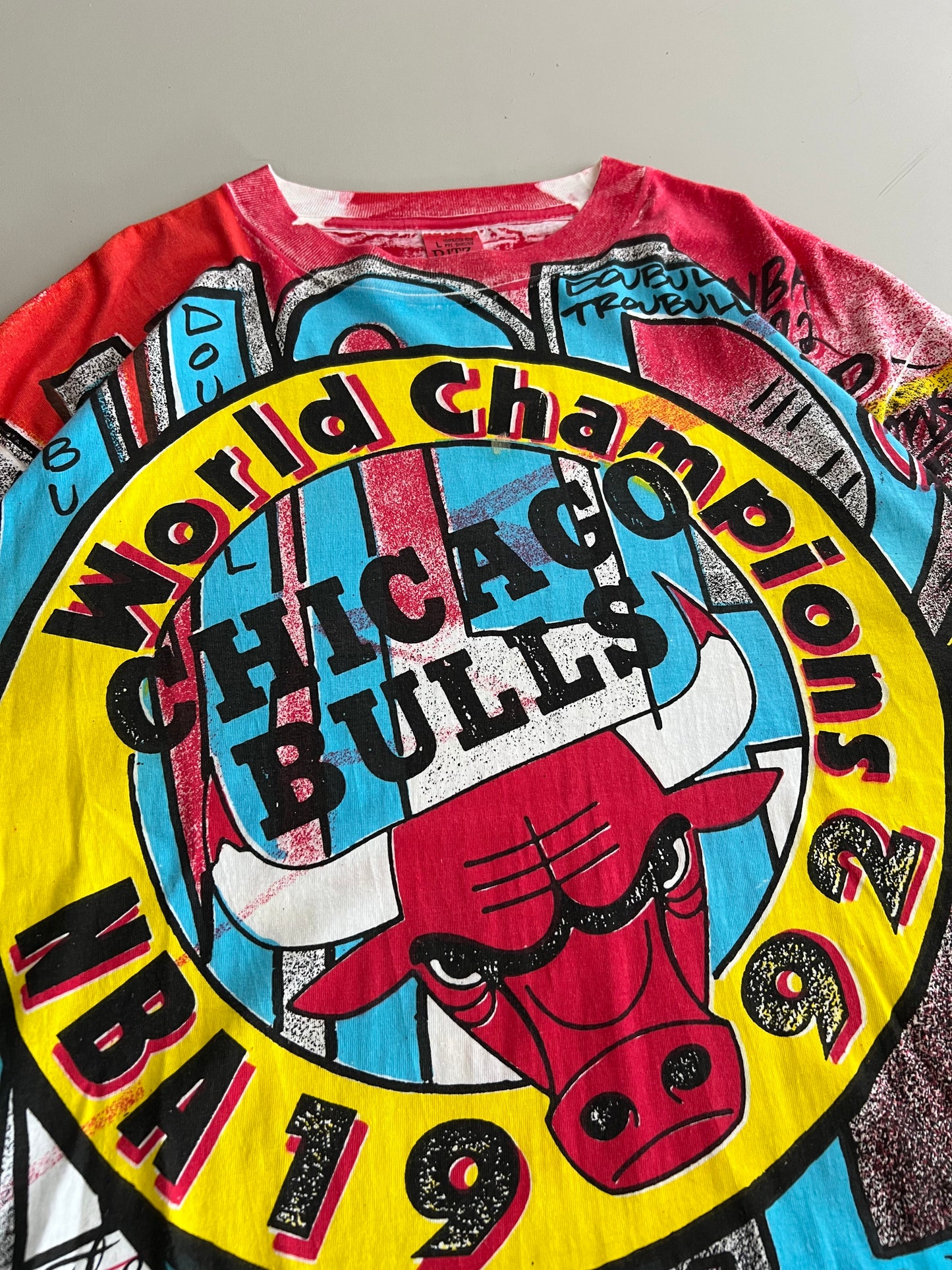 Large 1992 Chicago Bulls AOP T-shirt
