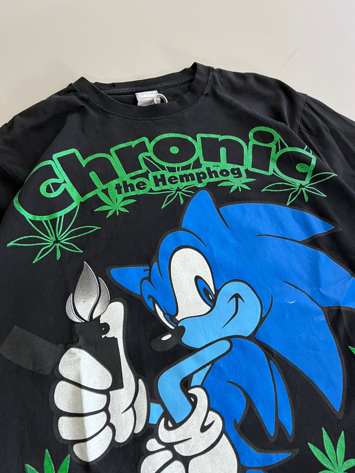 XL Y2K Chronic the HempHog T-shirt
