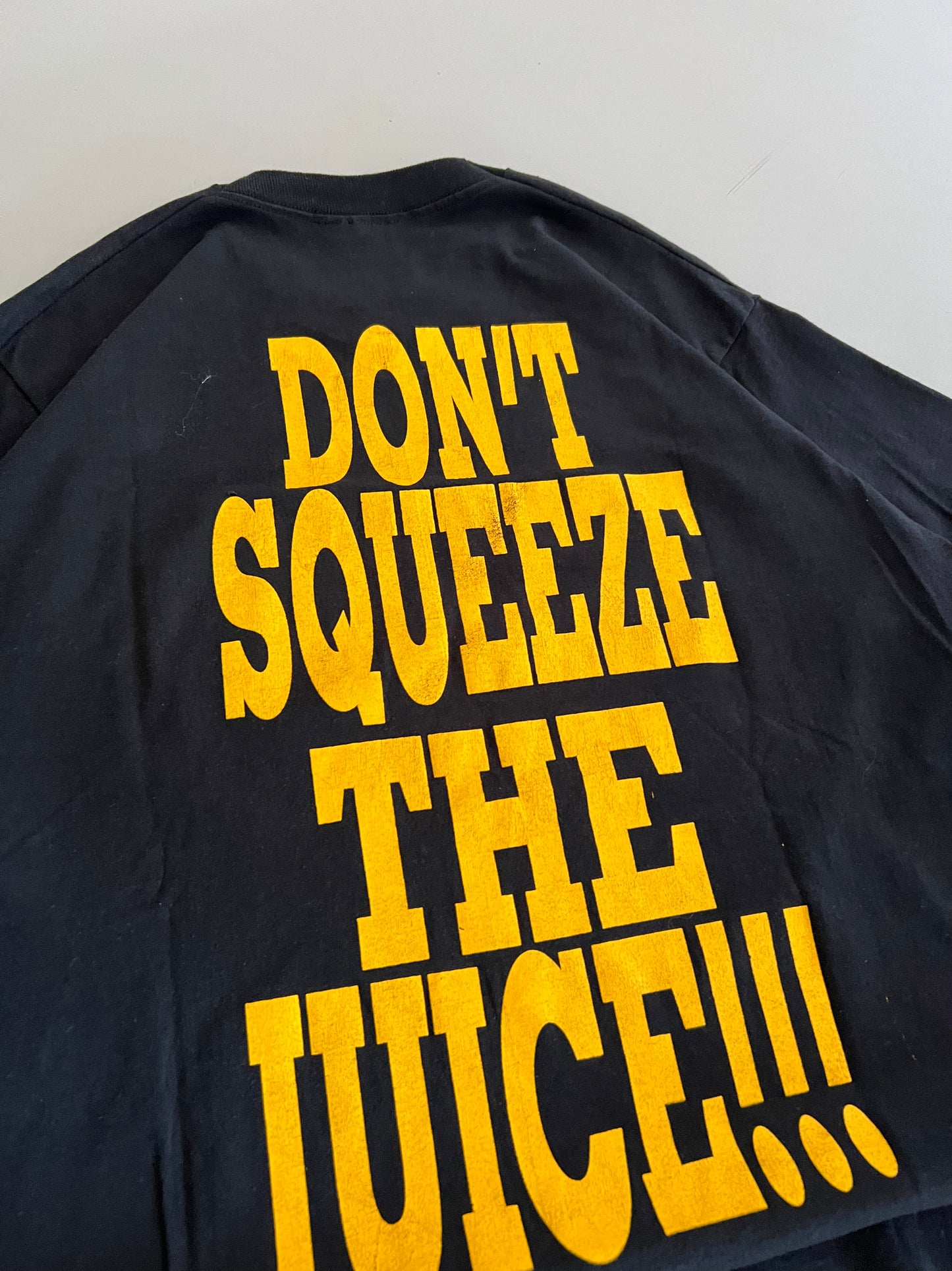 XL 90s OJ Simpson Don't Squeeze The Juice T-shirt