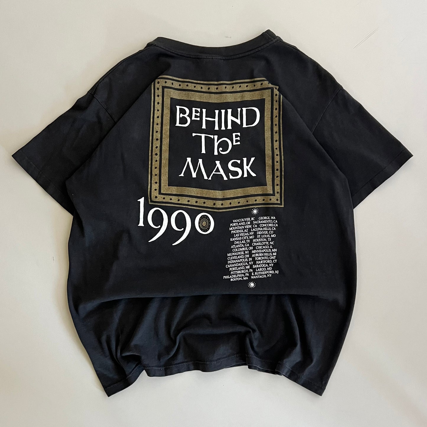 Large 1990 Fleetwood Mac The Mask Tour T-shirt