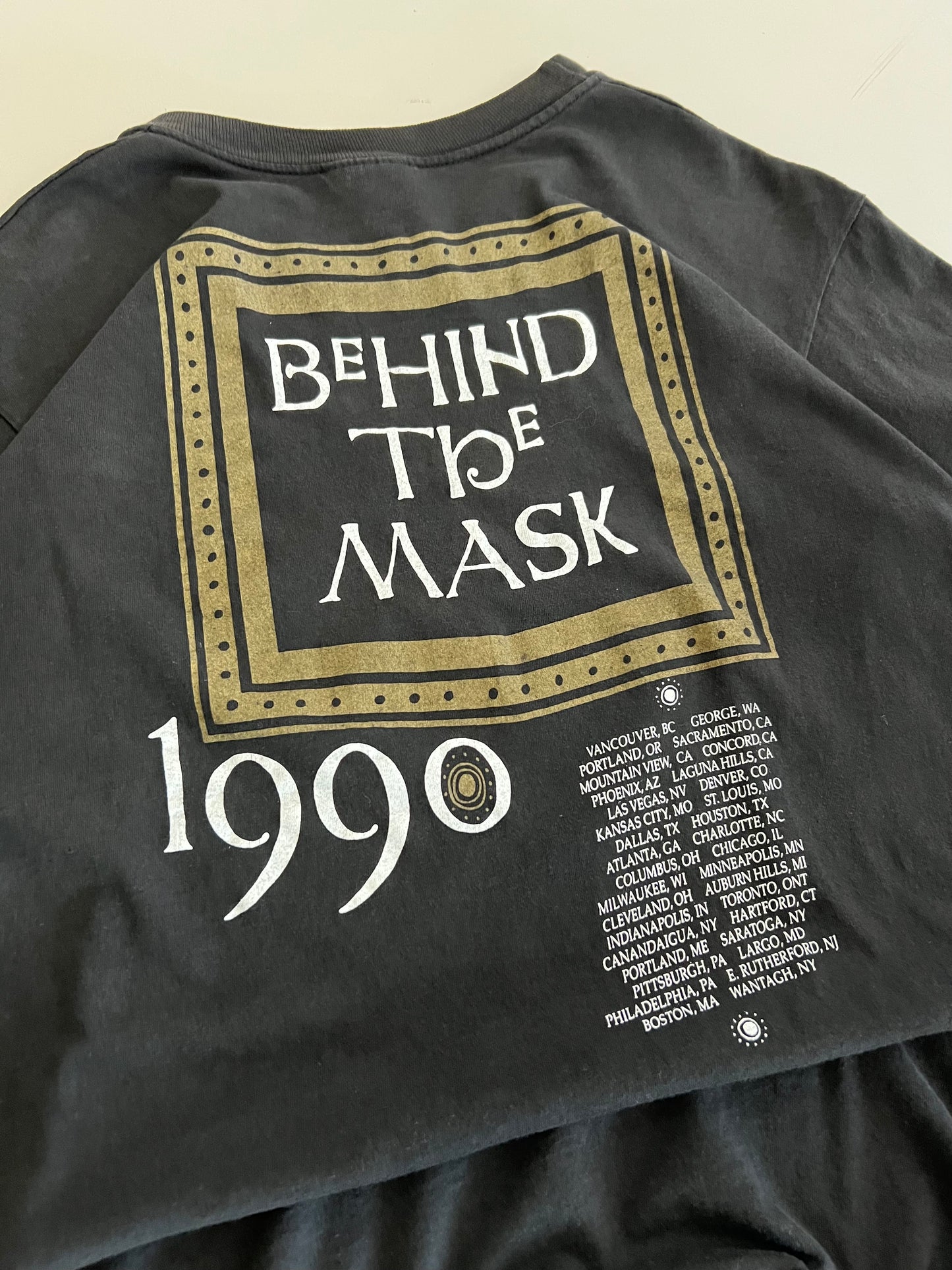 Large 1990 Fleetwood Mac The Mask Tour T-shirt
