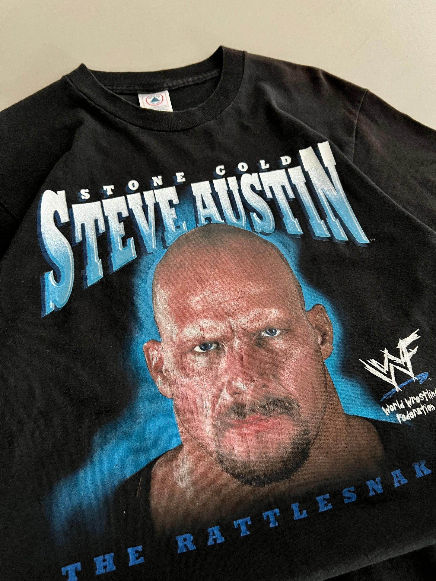 Medium 1998 Stone Cold Austin Rattlesnake T-shirt