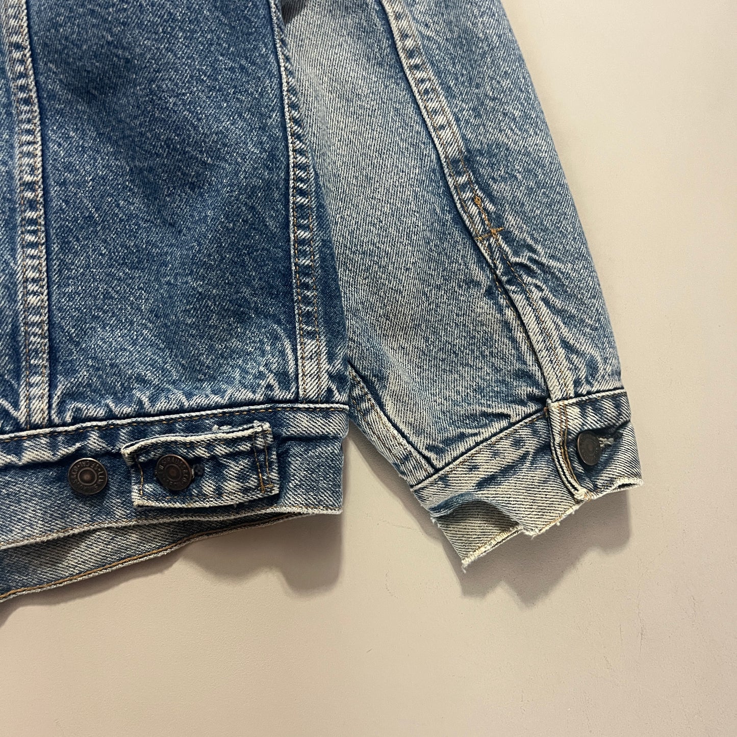 Medium 1980s Levi's Plaid Lined Denim Jacket