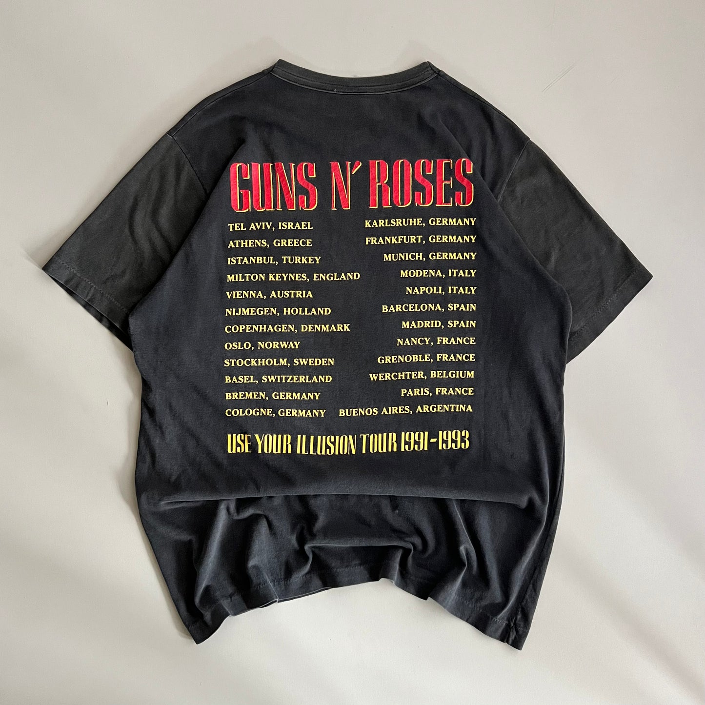 XL 1992 Guns N' Roses T-shirt