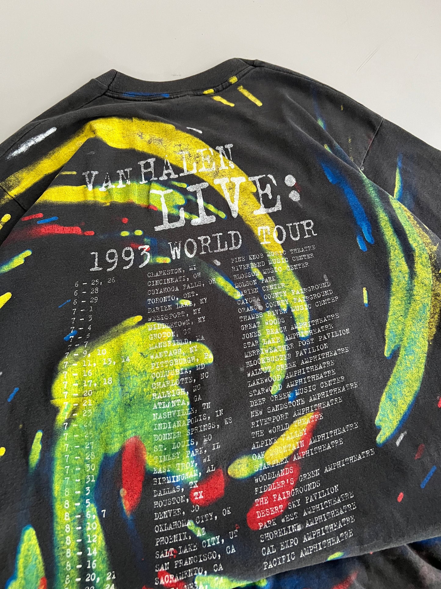 Large 1993 Van Halen World Tour T-shirt