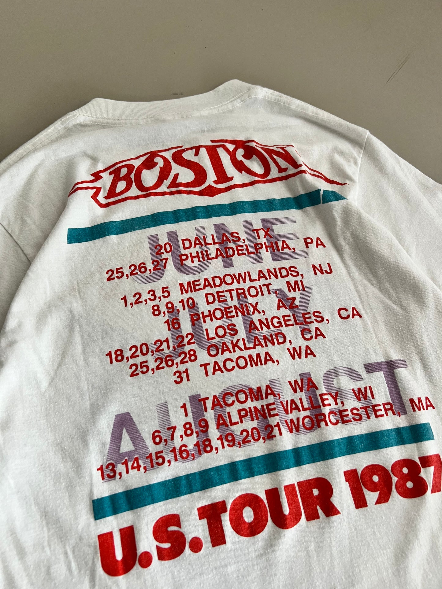 Large 1987 Boston US Tour T-shirt