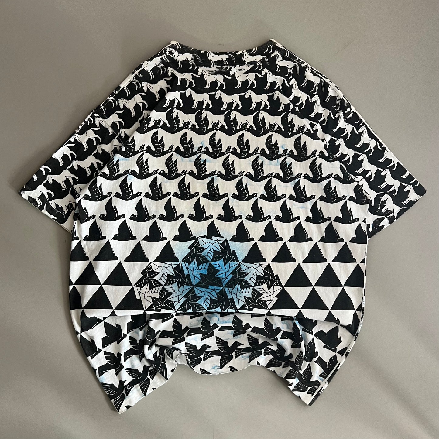 XL 90s MC Escher Sky and Water Art T-shirt