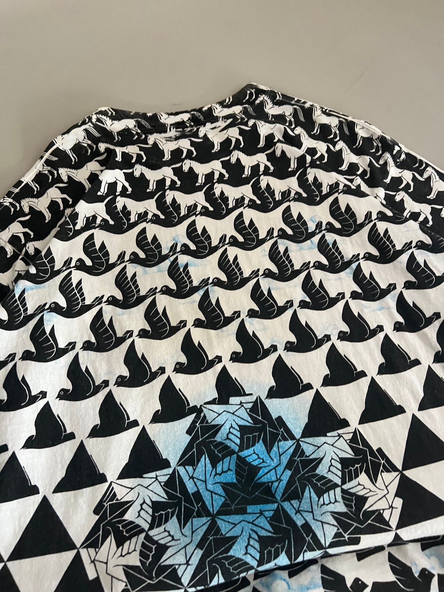 XL 90s MC Escher Sky and Water Art T-shirt