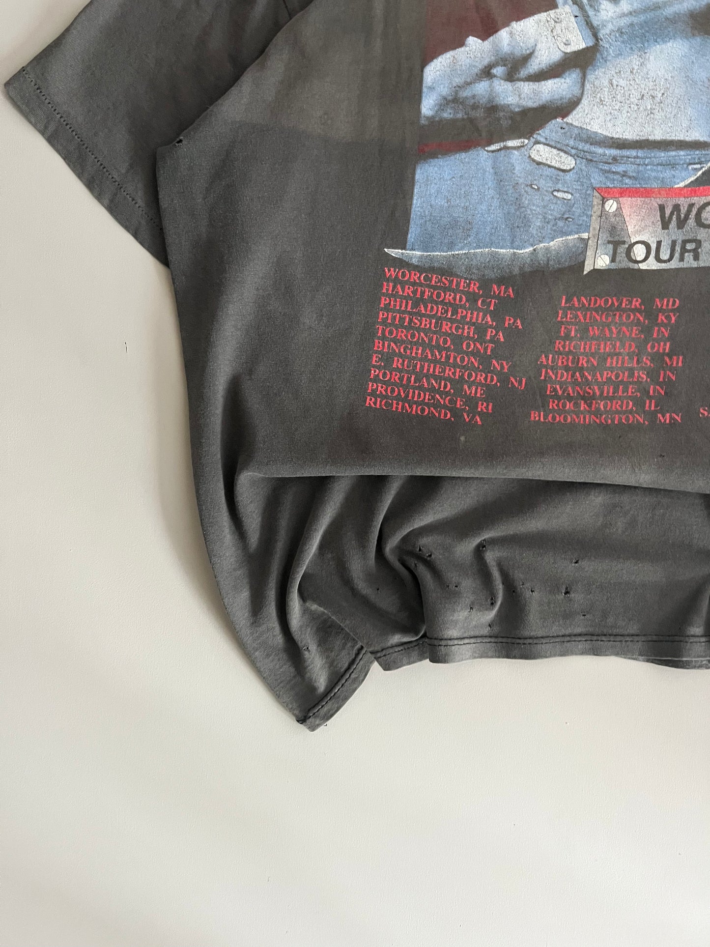 Large 1990 AC-DC The Razors Edge World Tour T-shirt