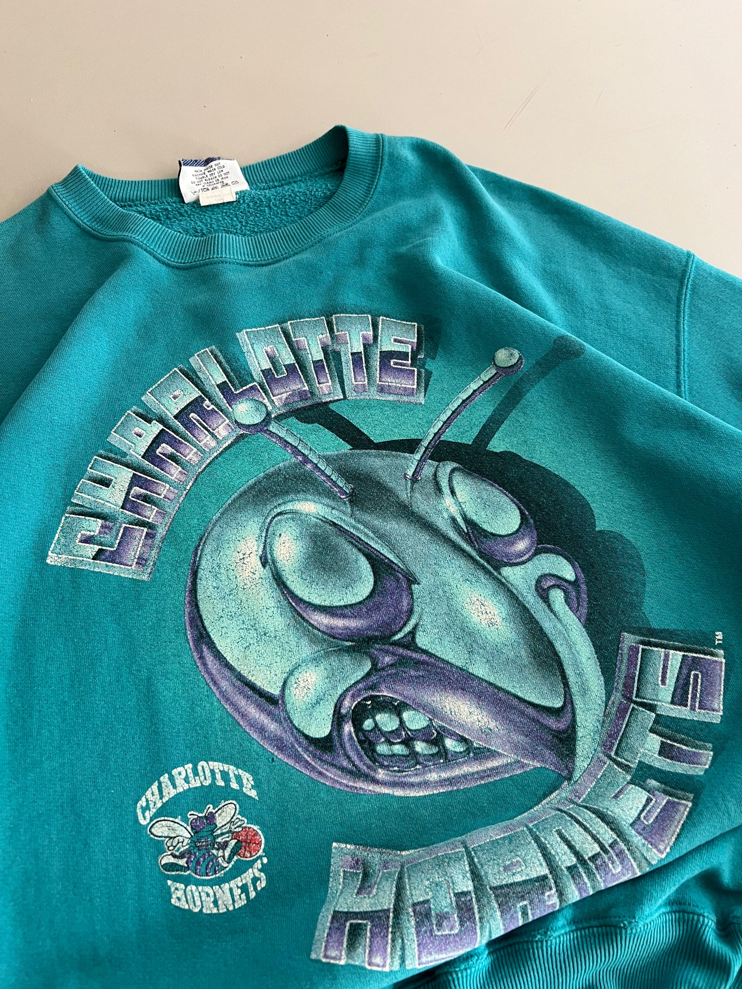 XL 90s Charlotte Hornets Sweatshirt