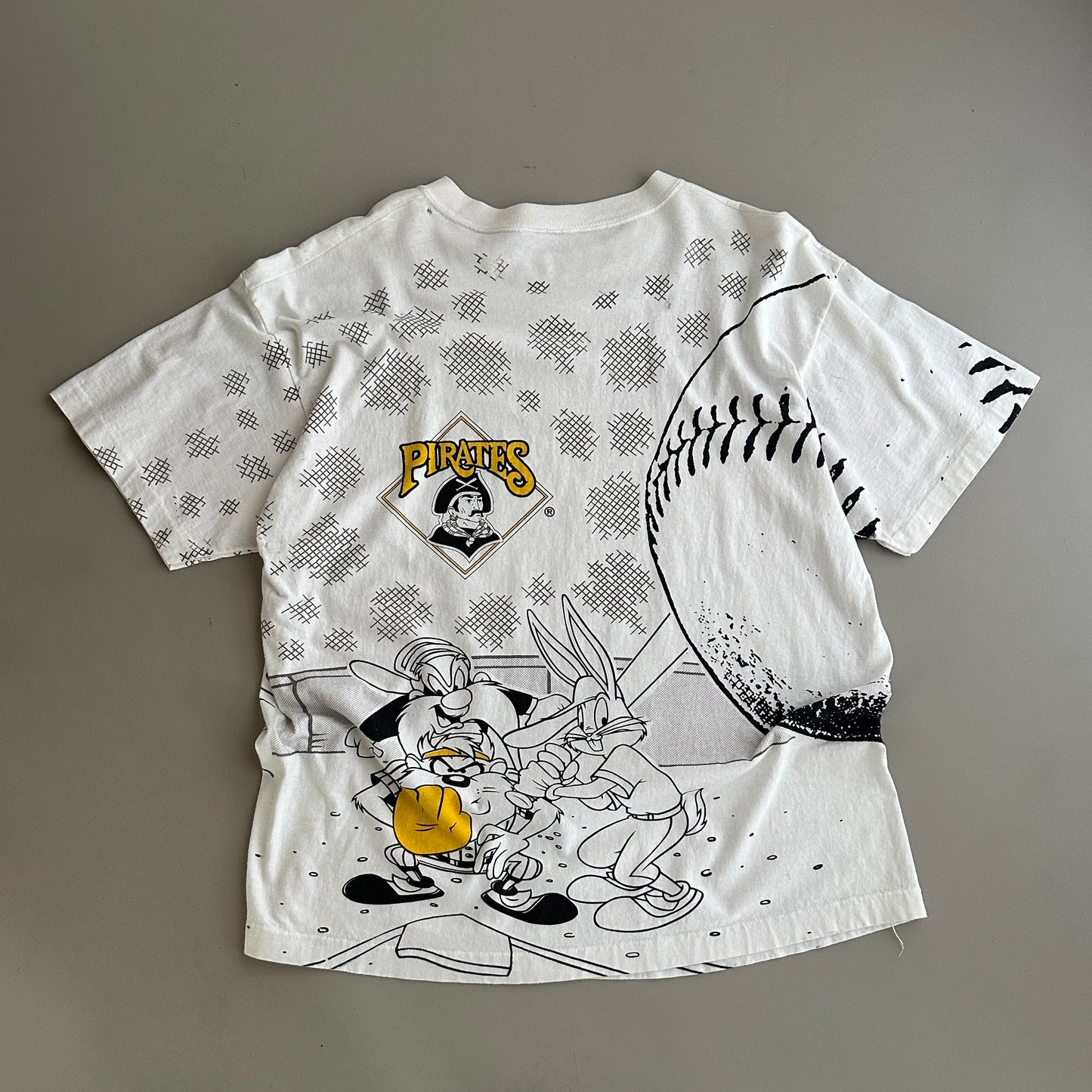 XL 1992 Pittsburgh Pirates Looney Tunes AOP T-shirt