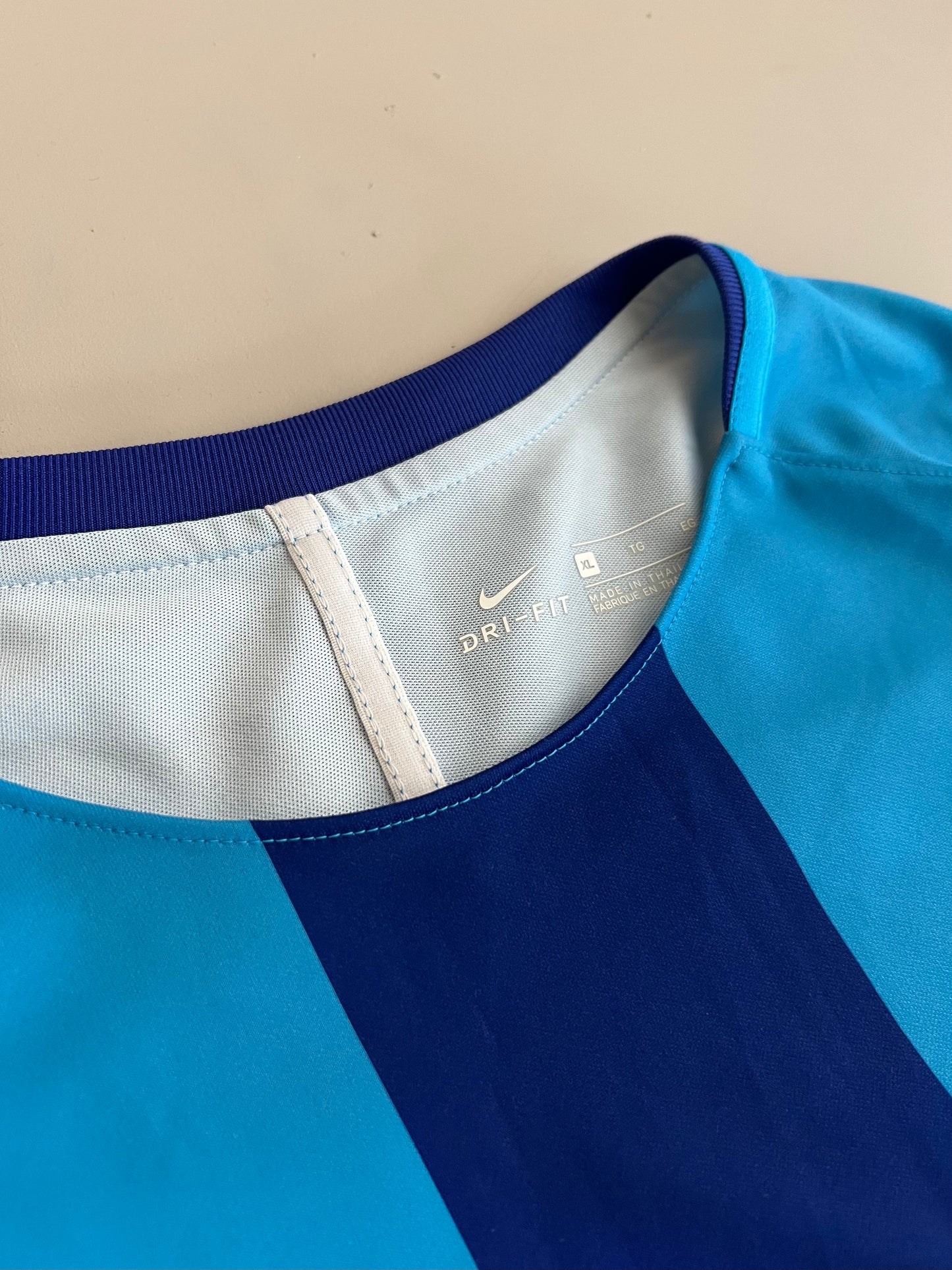 XL 2017-18 FC Barcelona Practice Kit