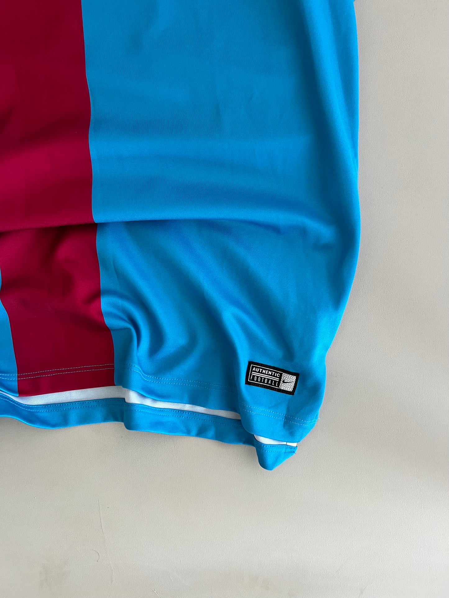 XL 2017-18 FC Barcelona Practice Kit