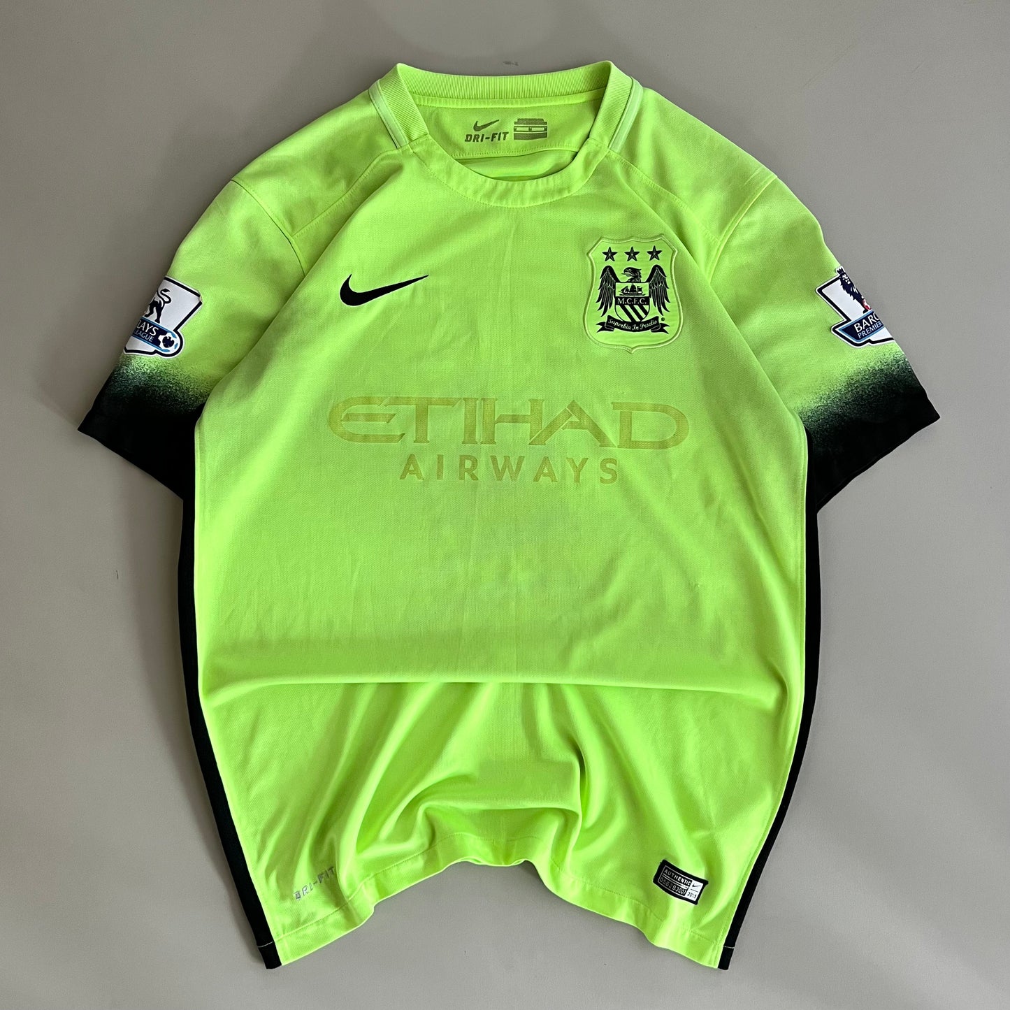 Medium 2000s Nike Manchester City Kevin De Bruyne Kit