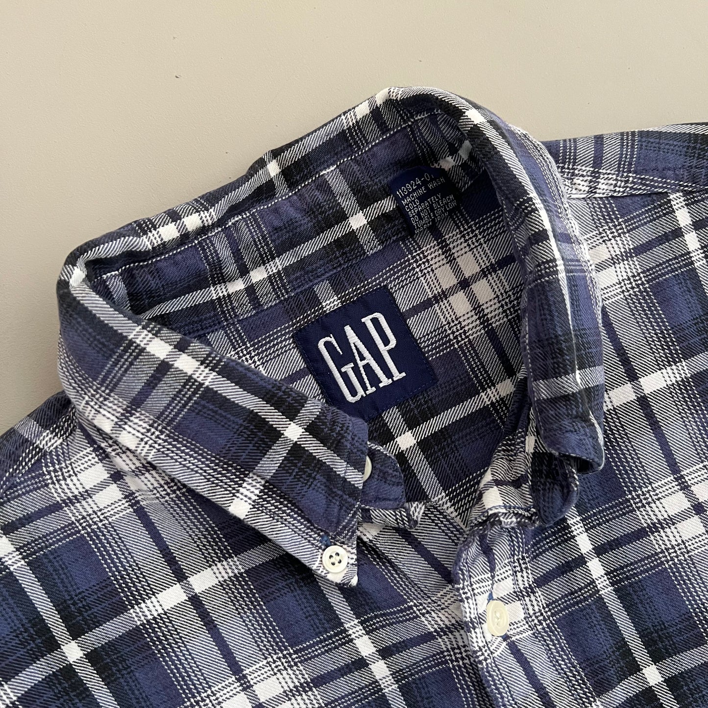 Large 90s GAP Plaid Button Shirt