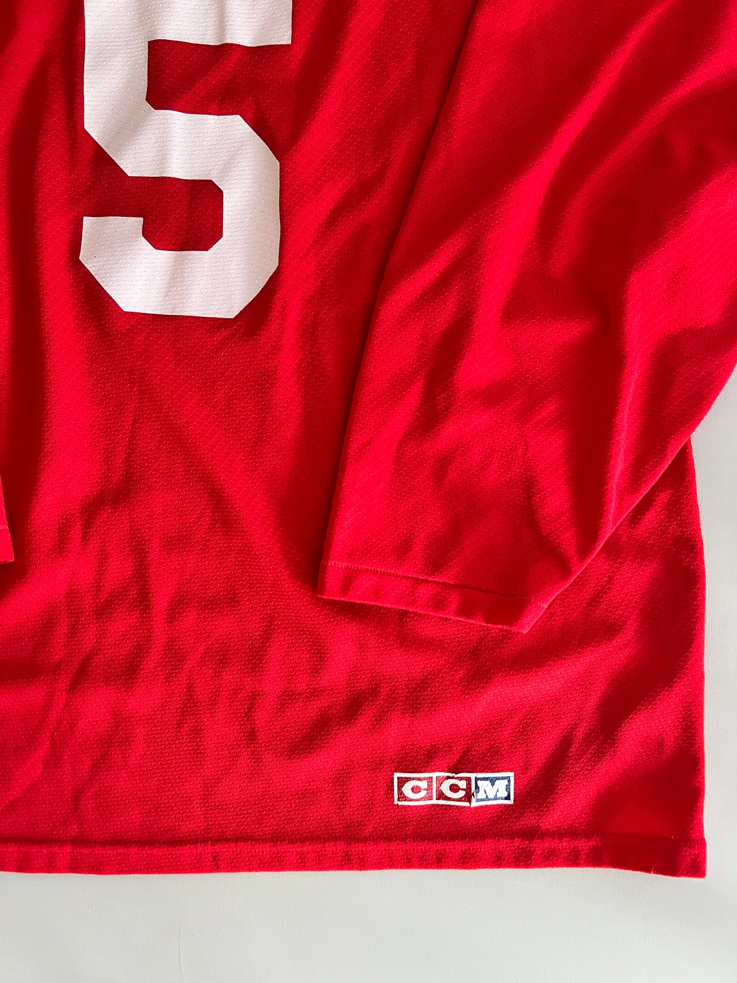 XL 90s Ice Chalet Eastland Mall Hockey Jersey