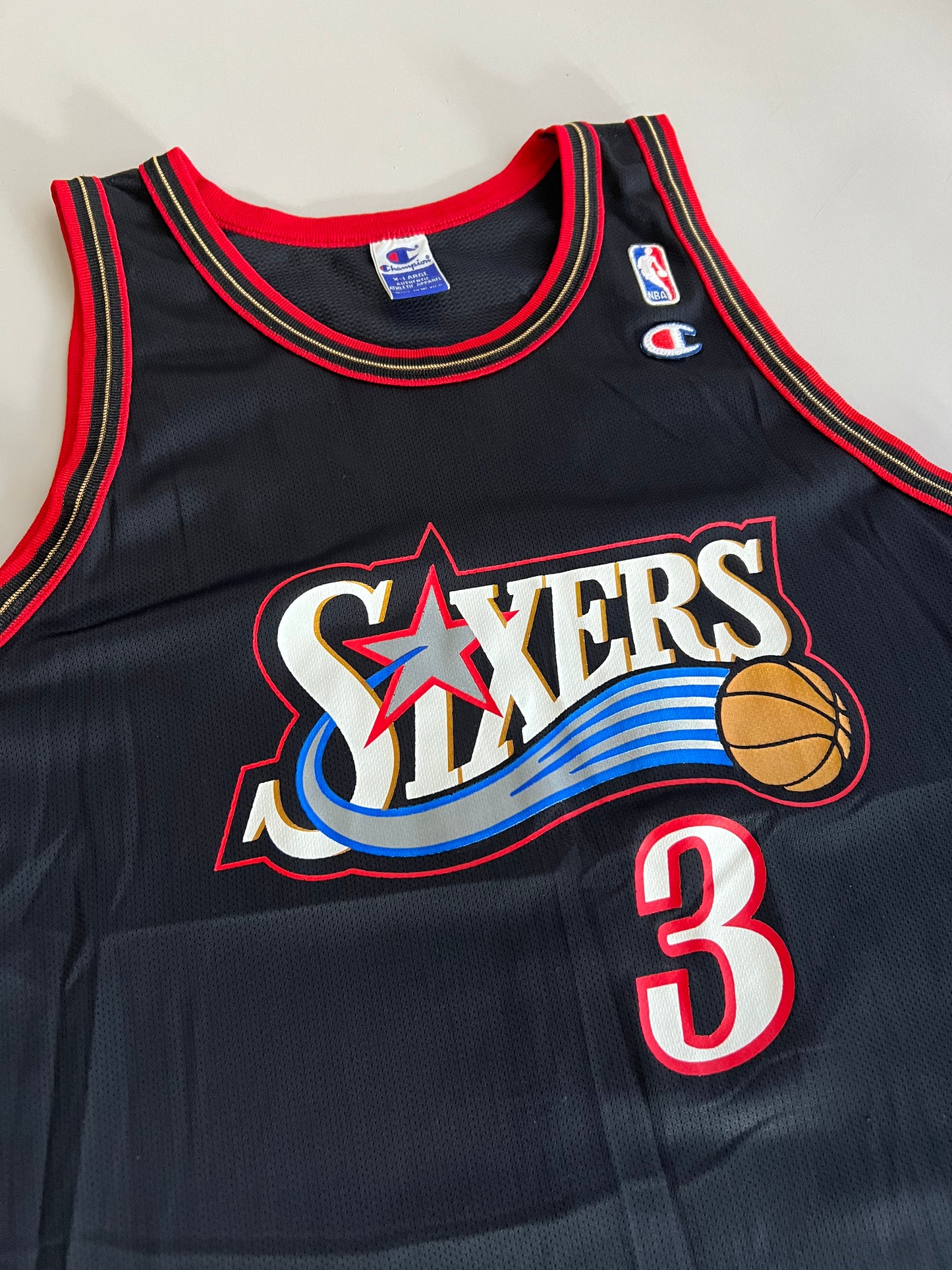 XL 90s Philadelphia 76ers Allen Iverson Jersey