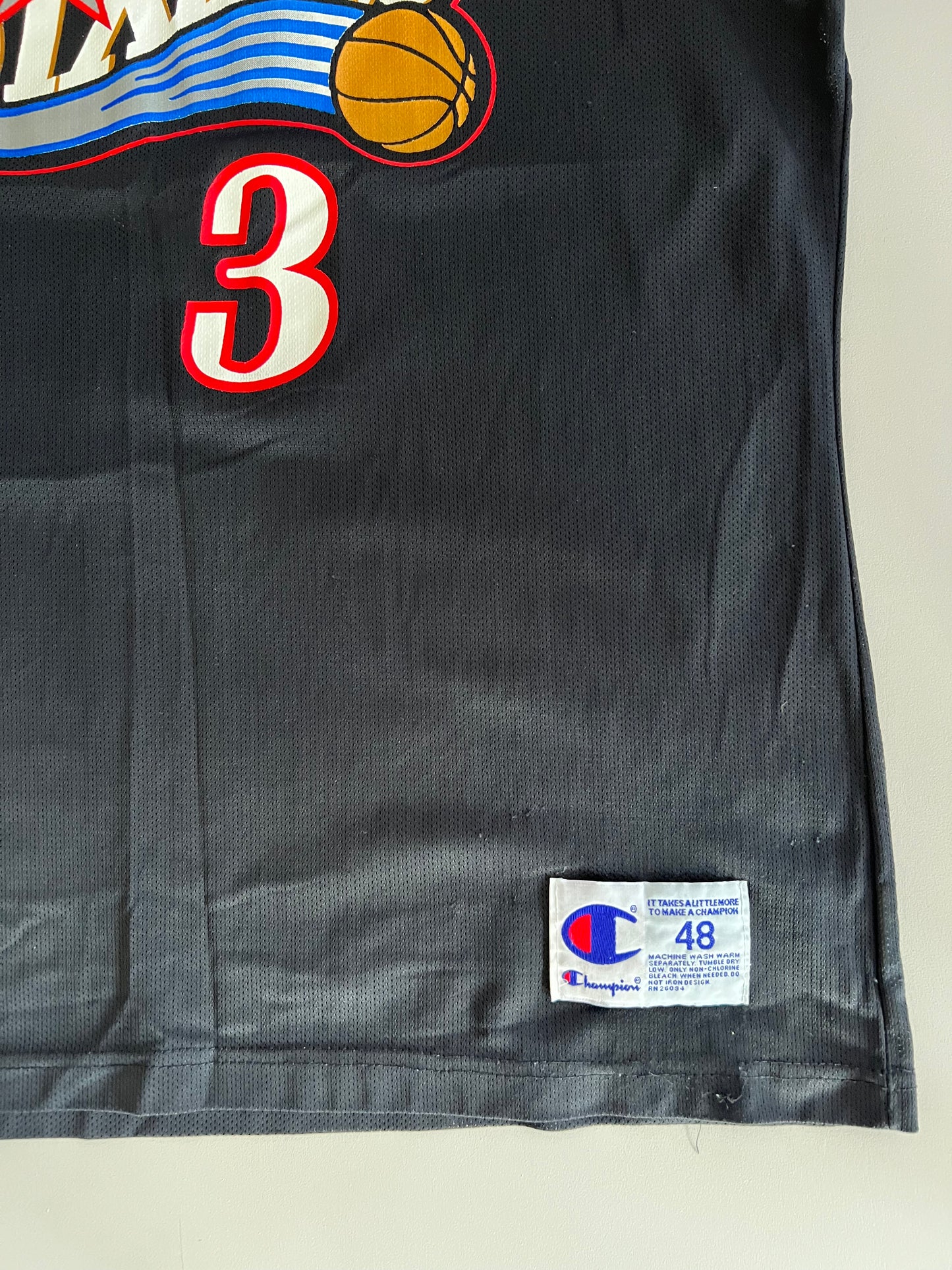 XL 90s Philadelphia 76ers Allen Iverson Jersey