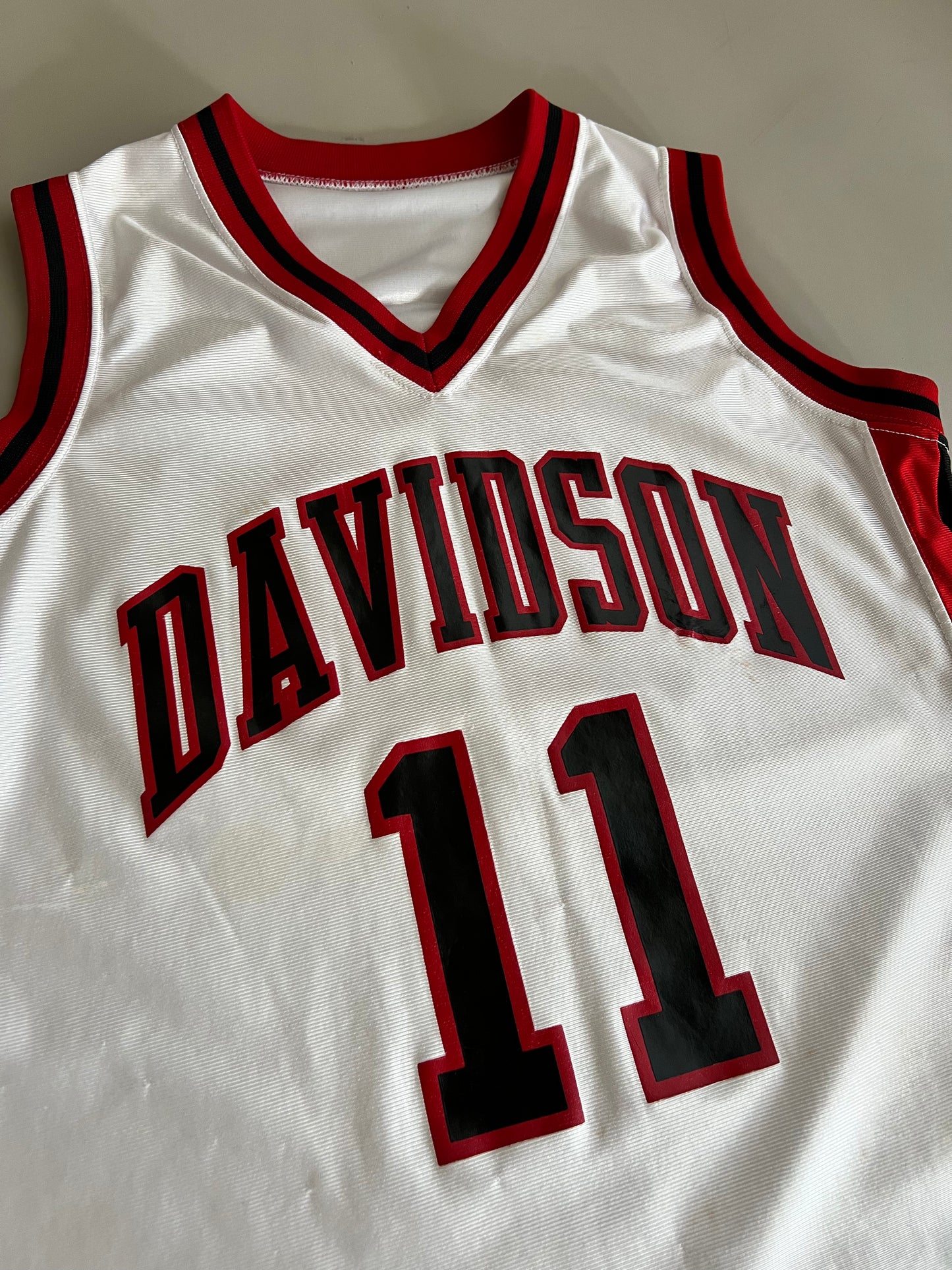 XL 90s Davidson #11 Jersey