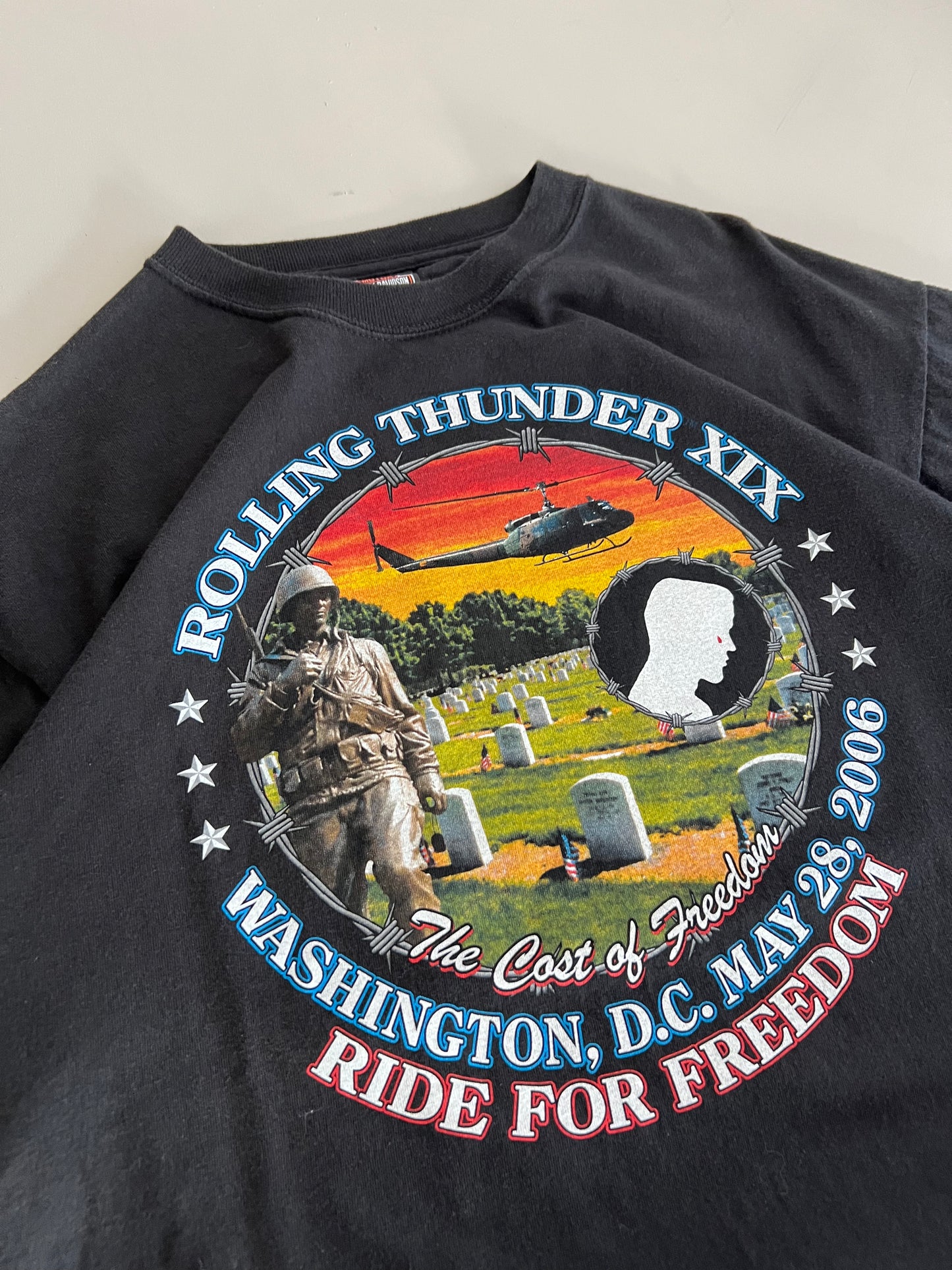 Large 2006 Harley Davidson Rolling Thunder T-shirt