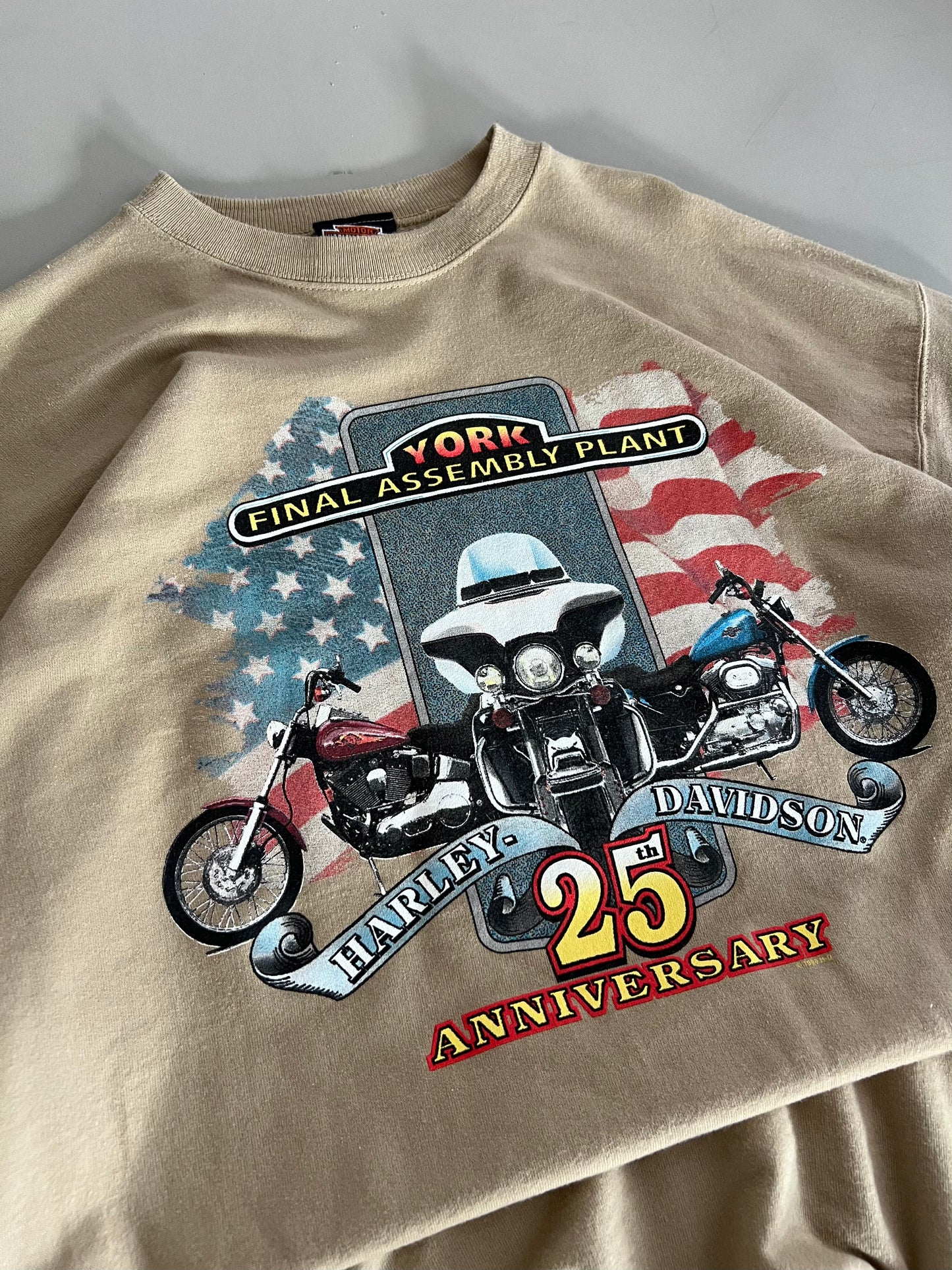 Large 1990 Harley Davidson York Final Assembly Plant T-Shirt