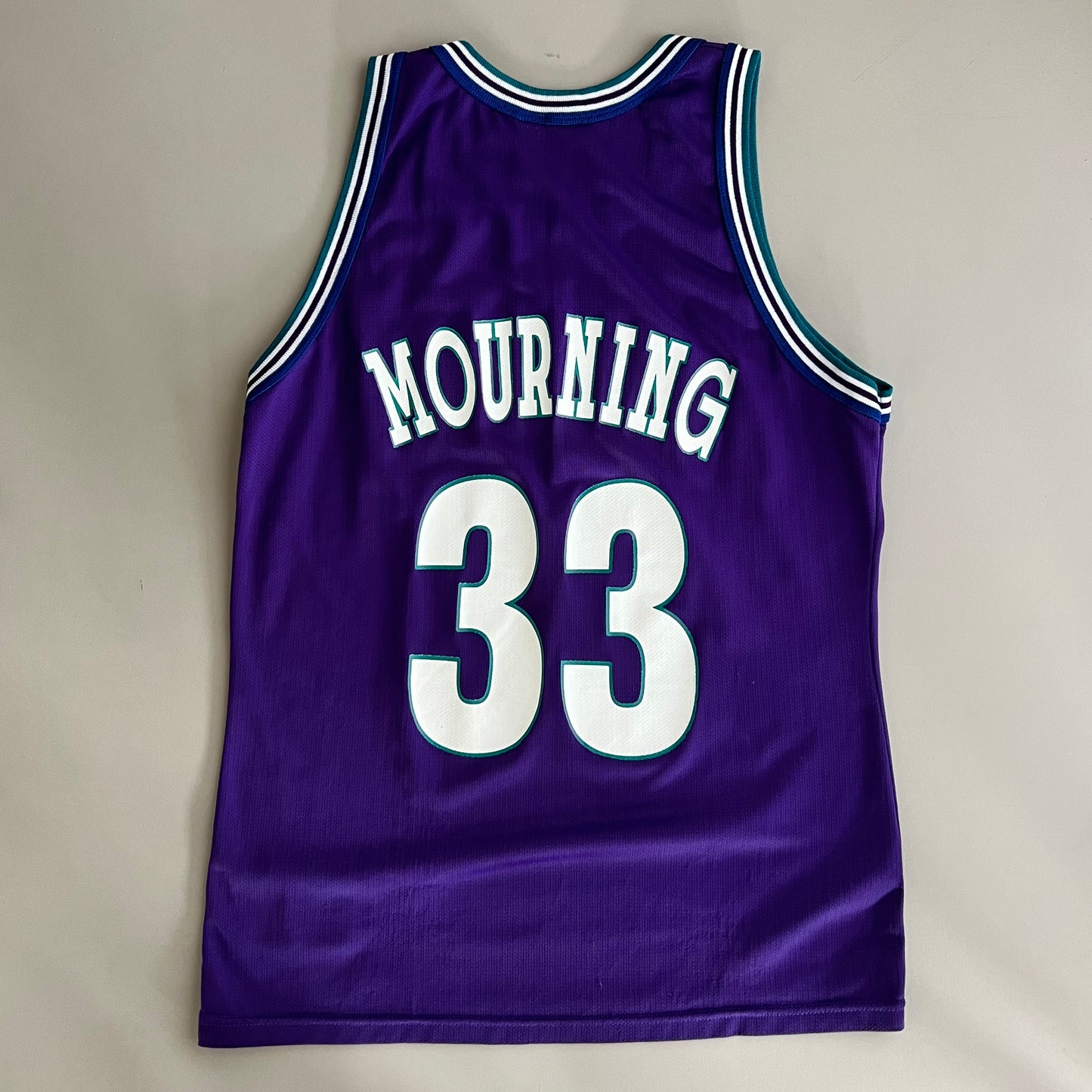 Large 90s Charlotte Hornets Alonzo Mourning Jersey