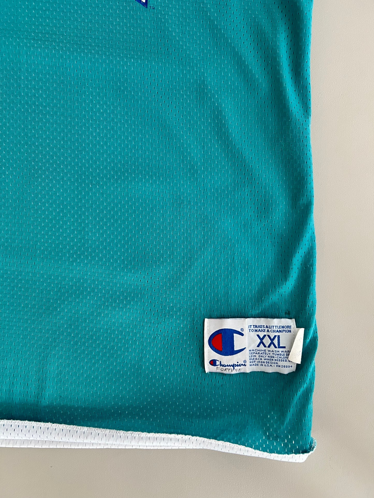 XXL 90s Charlotte Hornets Champion Practice Jersey