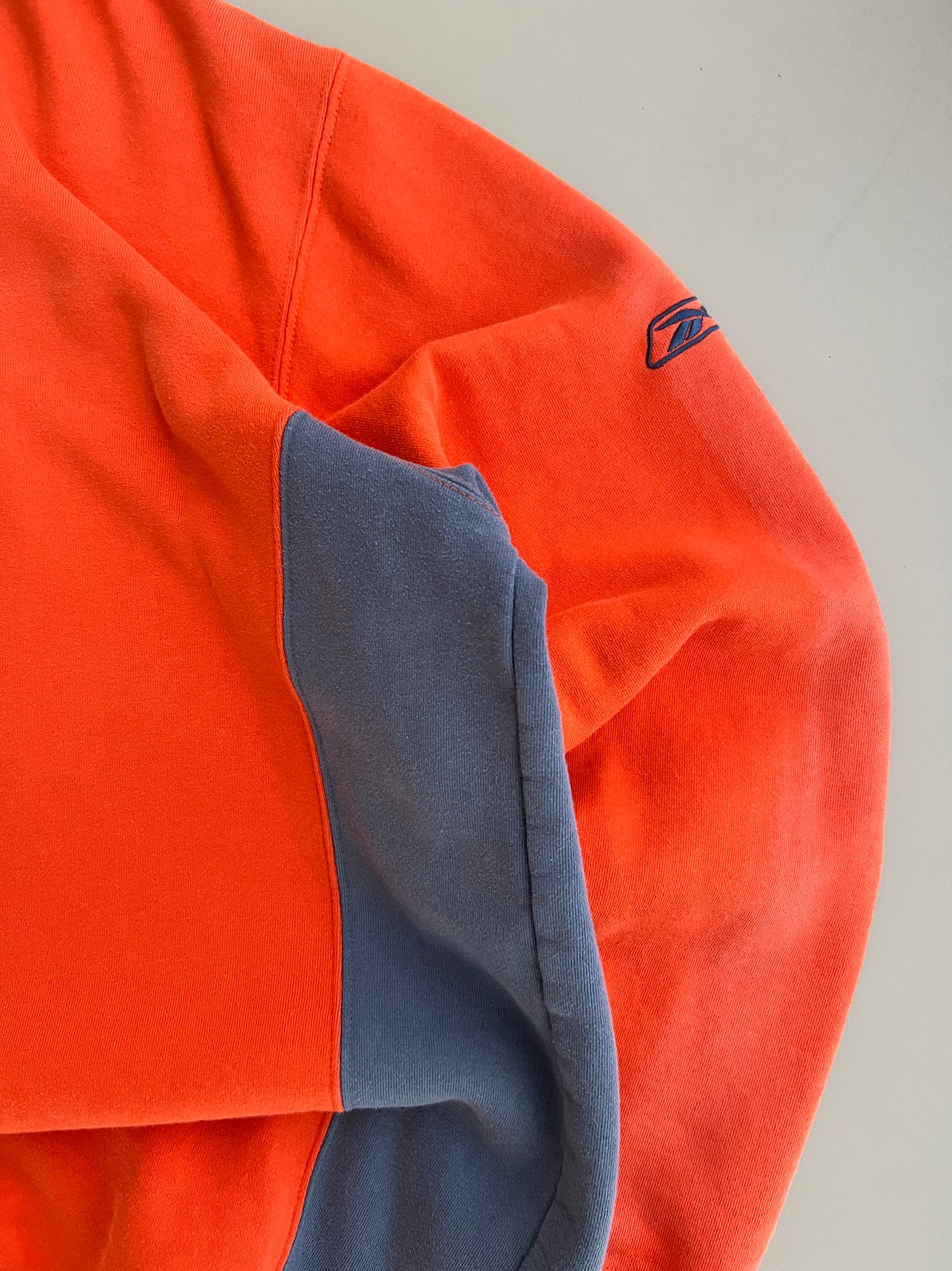 XL 2000s Charlotte Bobcats Sweatshirt