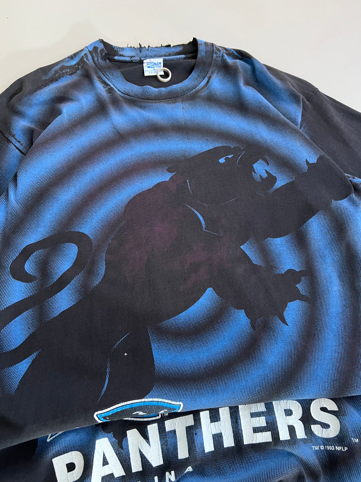 Medium 1993 Carolina Panthers Shadow T-shirt
