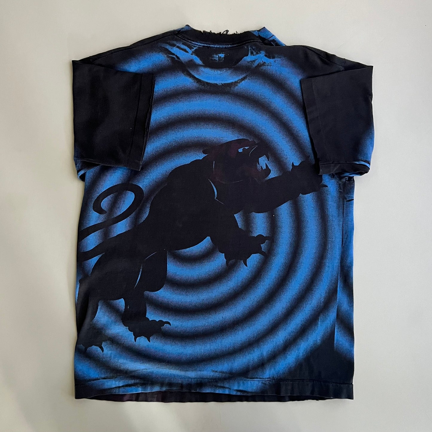 Medium 1993 Carolina Panthers Shadow T-shirt