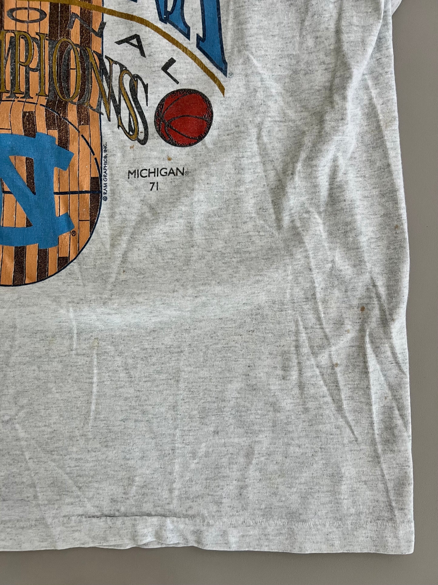 Large 1993 UNC Tar Heels Champs T-shirt