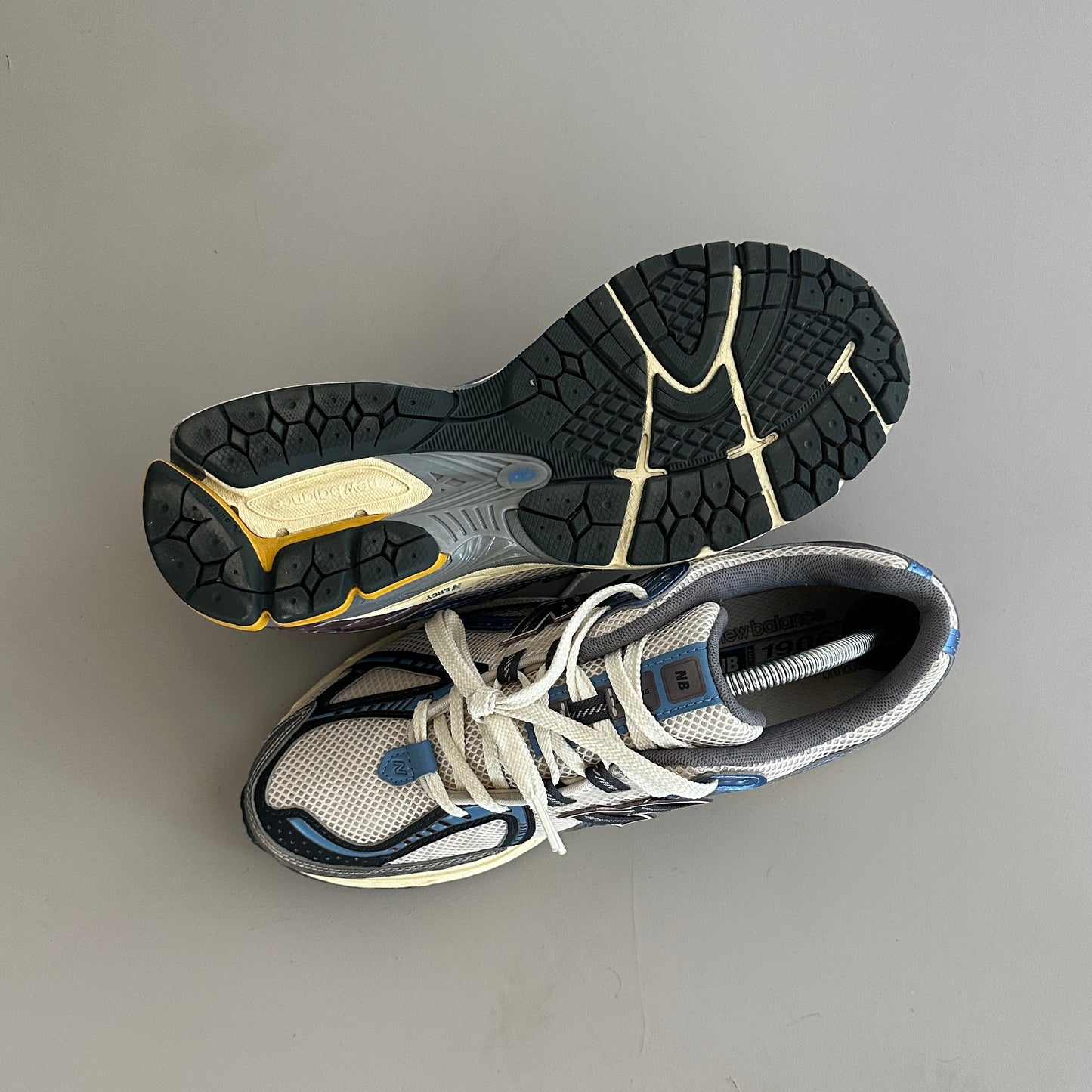 1906R 'Blue Laguna Moonbeam' sz 10